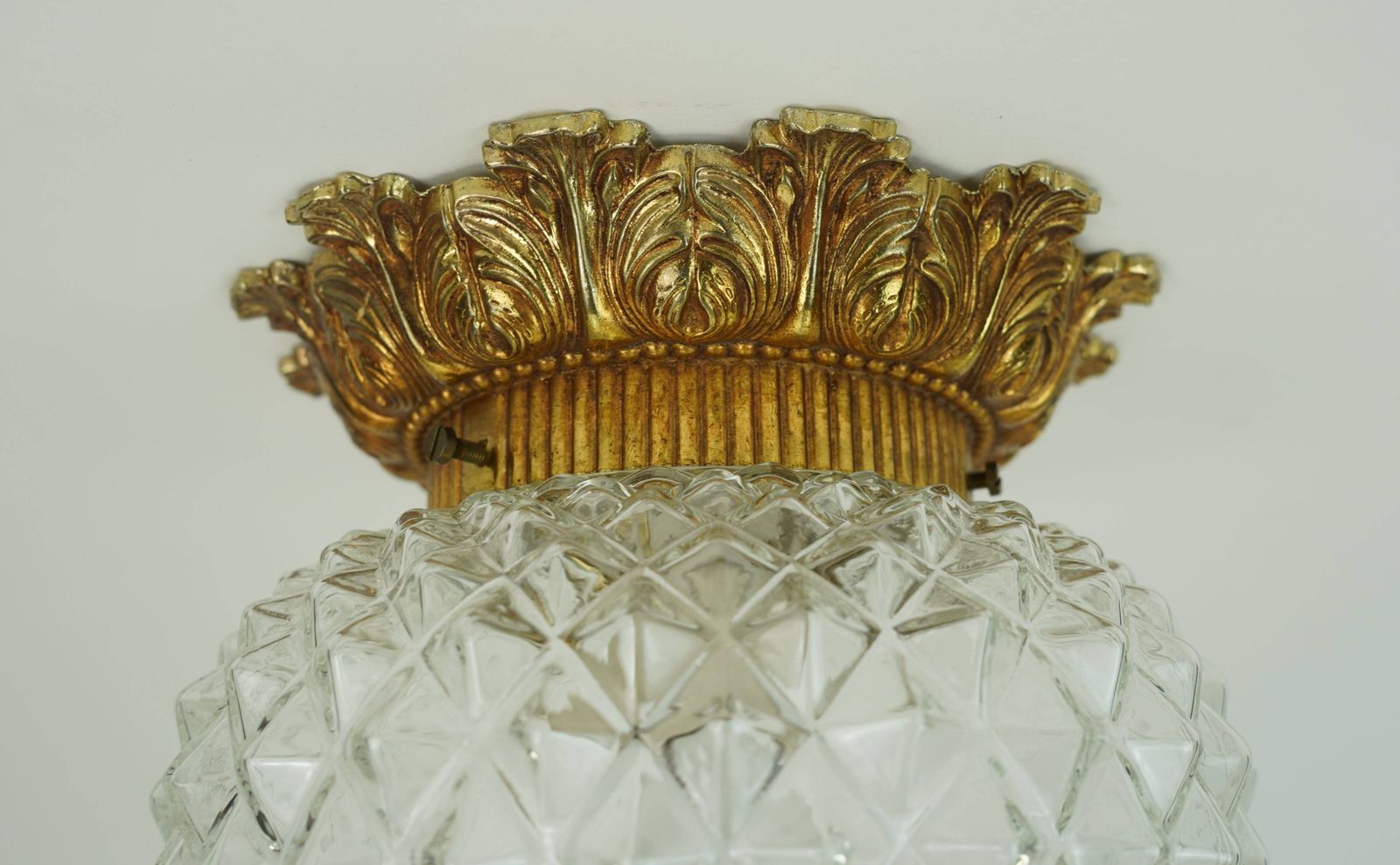 Plafonnier mid-century belge en verre texturé et aluminium doré, années 1970 photo vintage