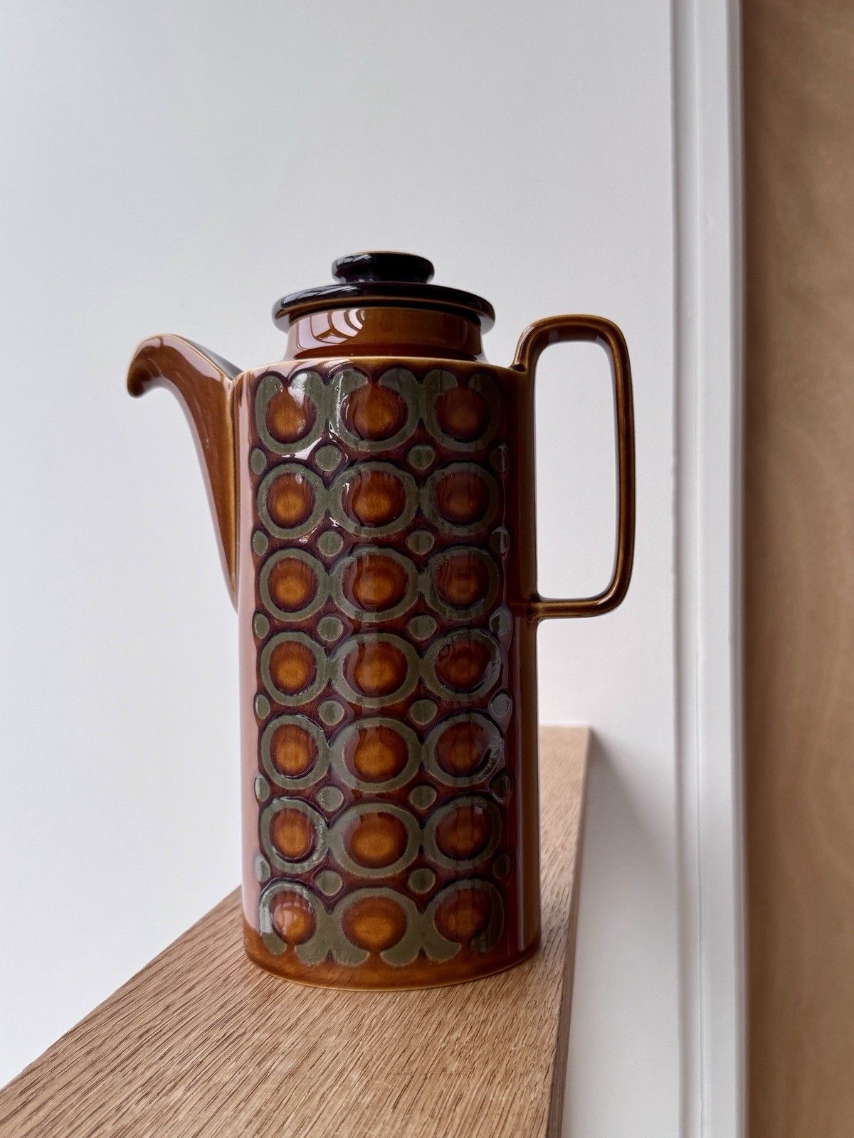 photo vintage 1970’s John Clappison Hornsea Brontë Coffee Pot, Tea Storage Jar & Salt Shaker