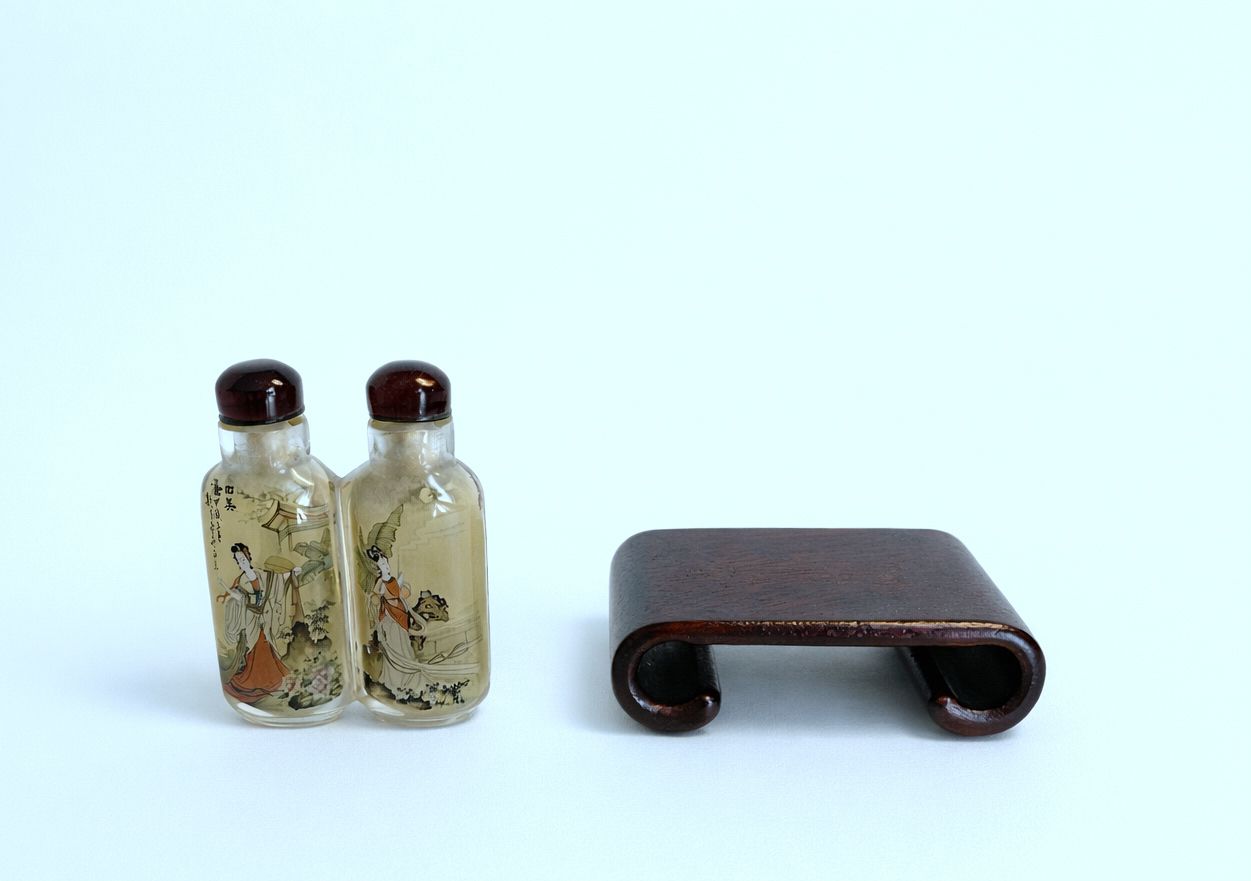 Zeldzame snuiffles Qing-dynastie 19e / 20e eeuw / De Vier Schoonheden / Van binnen beschilderd photo Woonaccessoires