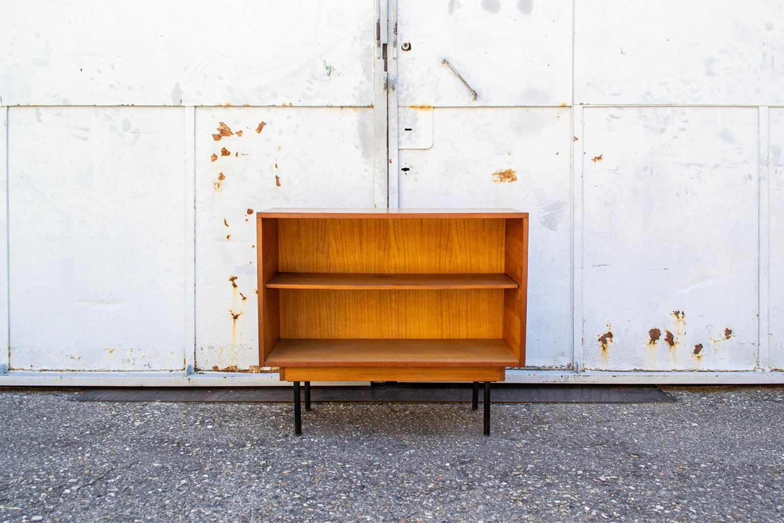 Dressoir in hout en ijzer van Leonardo Fiori voor ISA Bergamo, Italië, ca. jaren 1950 photo furniture