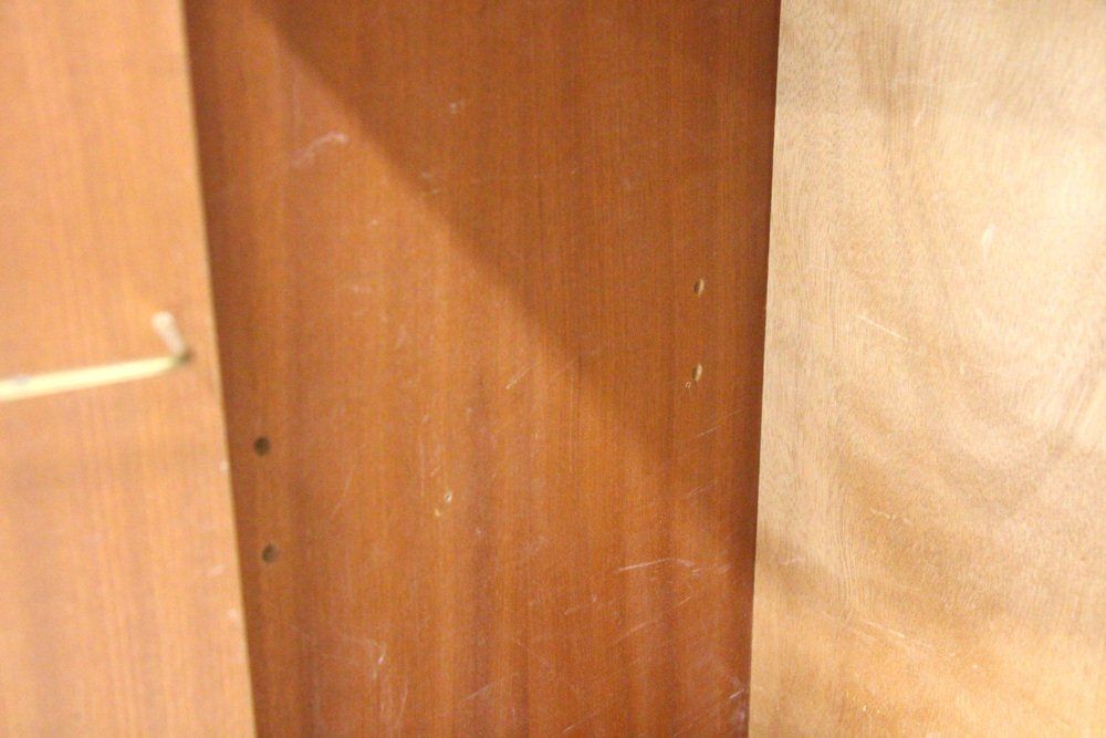 photo furniture Bibliothèque scandinave Tema en teck, Möbel Ikea, Suède, années 1960