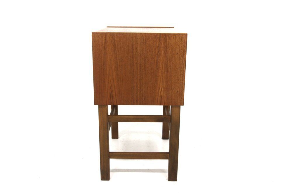 Table de chevet scandinave en teck, Suède, 1960 photo furniture