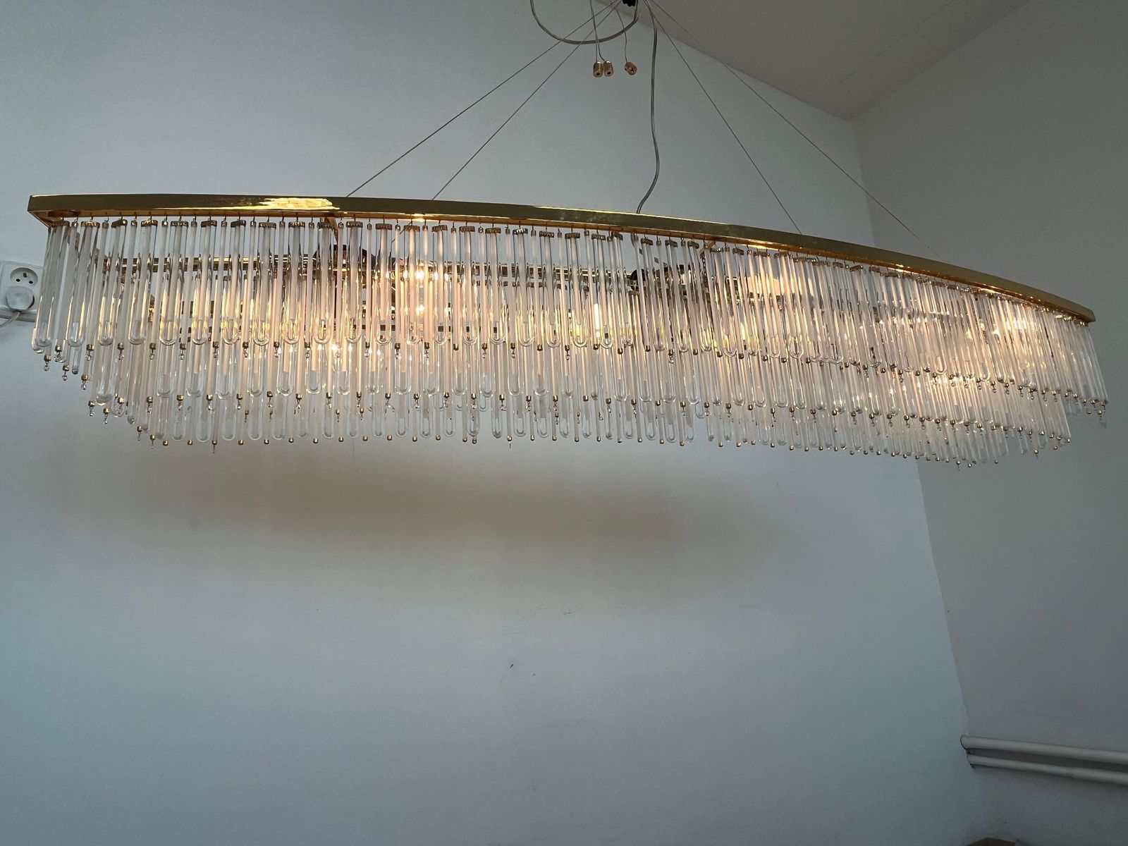 Groot handgemaakt XXL glazen en messing Oostenrijkse kroonluchter — jaren 1980 photo Verlichting