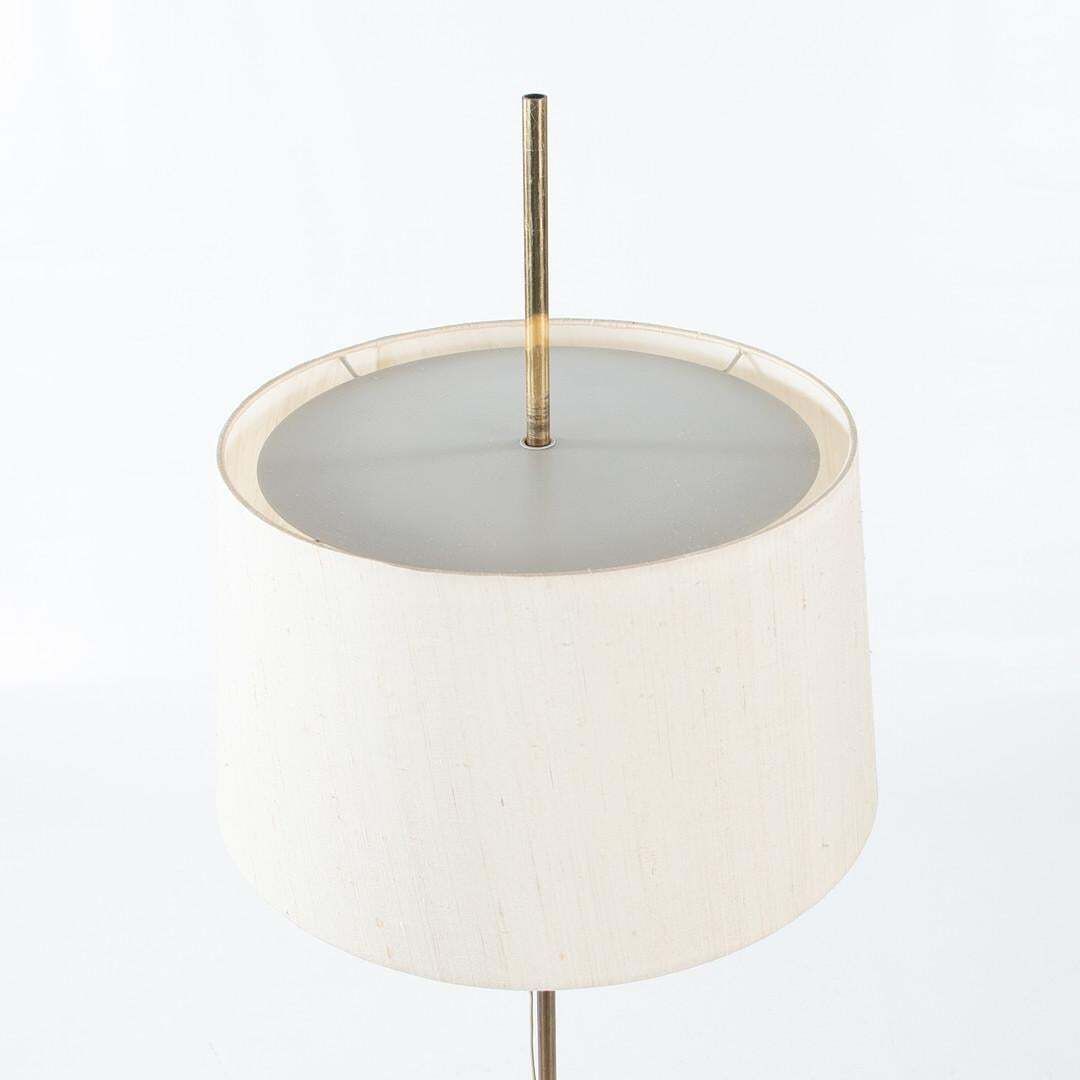 Hans Agne Jakobsson G 89, Vloerlamp met Zijden Kap photo for sale