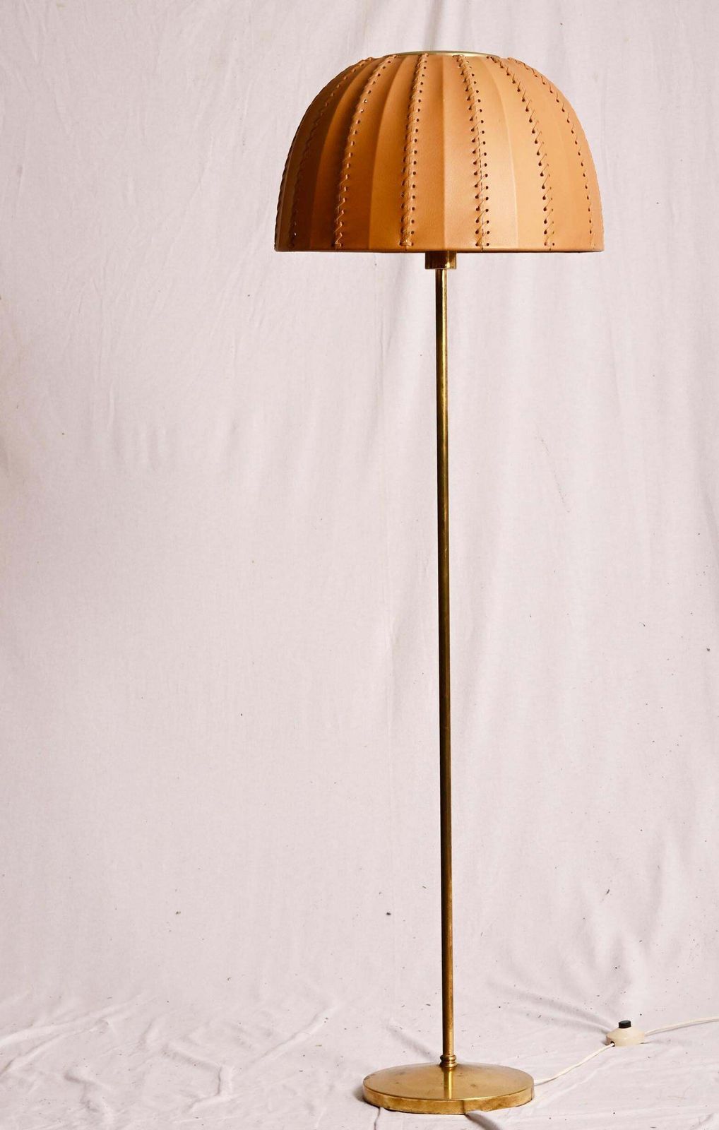 Hans Agne Jakobsson G 52/M, Floor Lamp With A Leather Shade photo vinterior