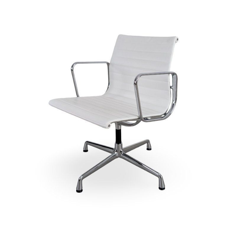 Vitra Charles & Ray Eames stoel EA 108, leer, wit/crème photo 1329.0