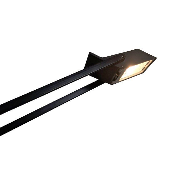 Lampe de table Artemide Tizio en métal, par Richard Sapper photo vintage