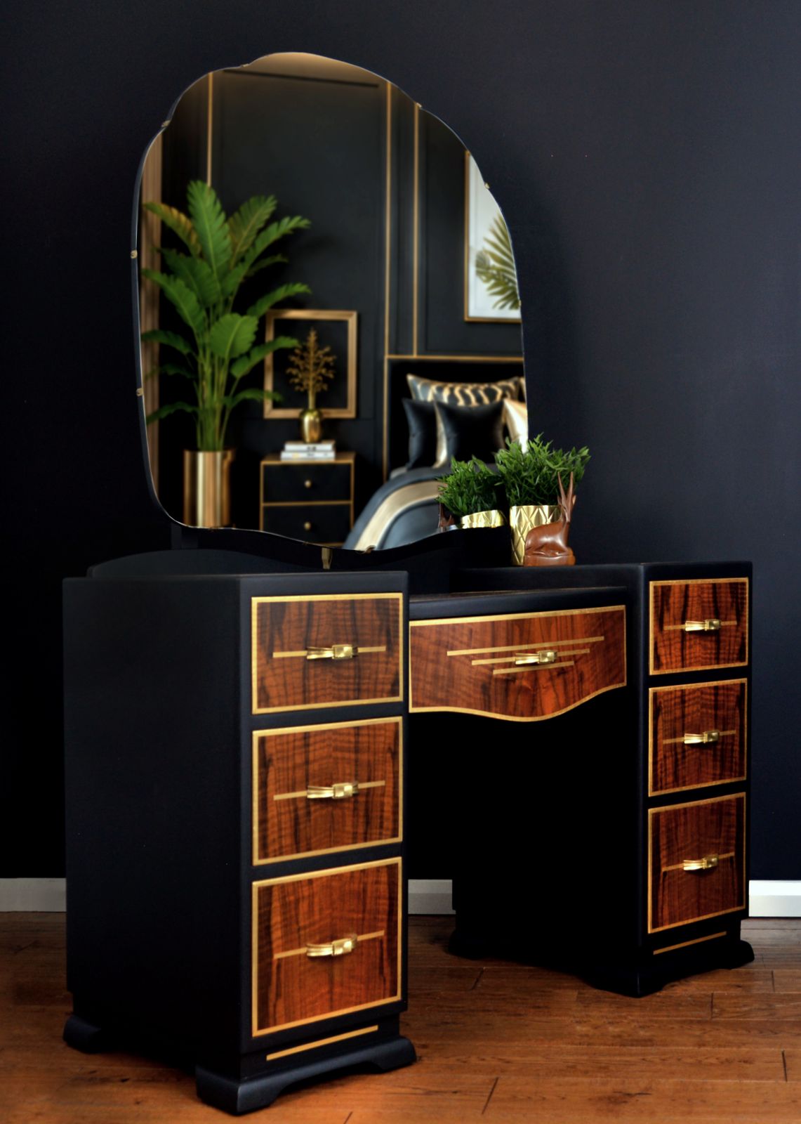 Art Deco Walnut Burr Dressing Table In Black And Gold. photo buy
