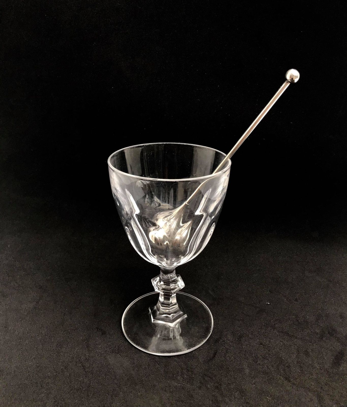 Mid-Century verzilverde cocktailroerder: Deens barware van Piet Hein photo vintage