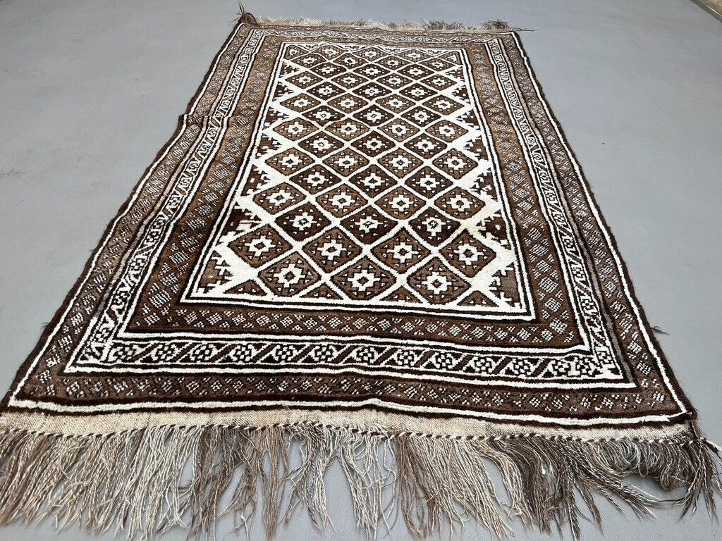 Vintage Luri Rug 245x138 Cm Medium, Shabby Chic Beige 2464 photo vintage