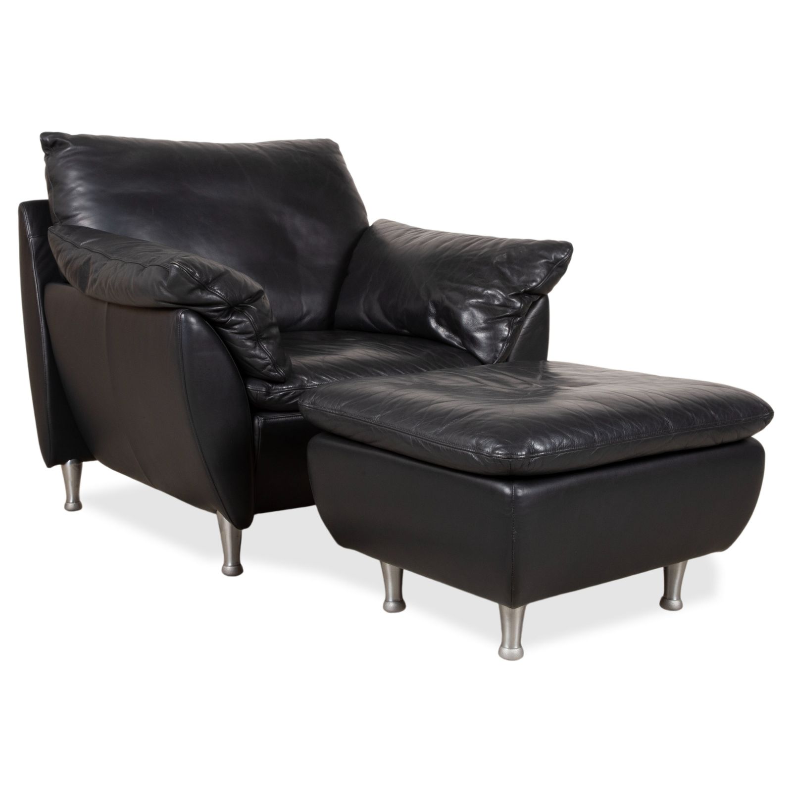 Ensemble fauteuil et repose-pieds Rolf Benz 5600 en cuir noir