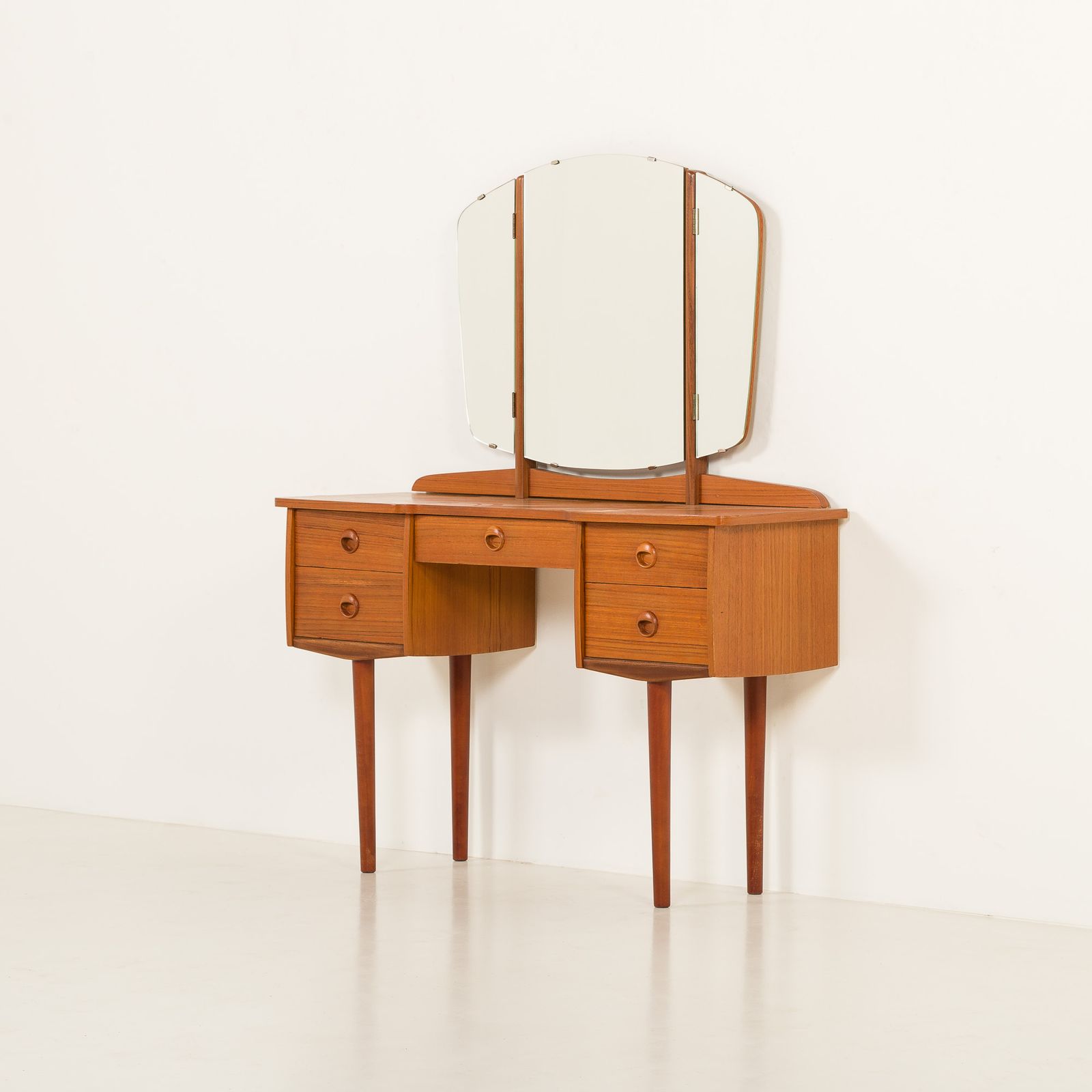 Scandinavian Mid Century Dressing Table In Teak, Norway, 1970s photo Furniture