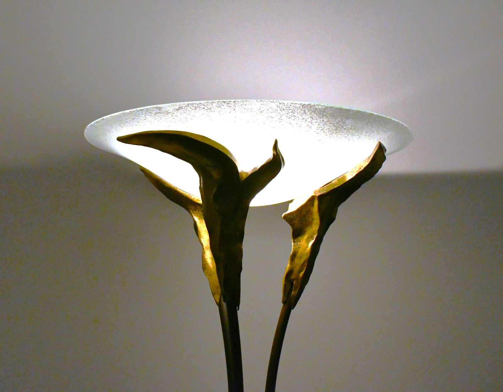 Grote Franse art deco stijl vloerlamp met matglazen kap door Montauban, jaren 1980 photo vintage