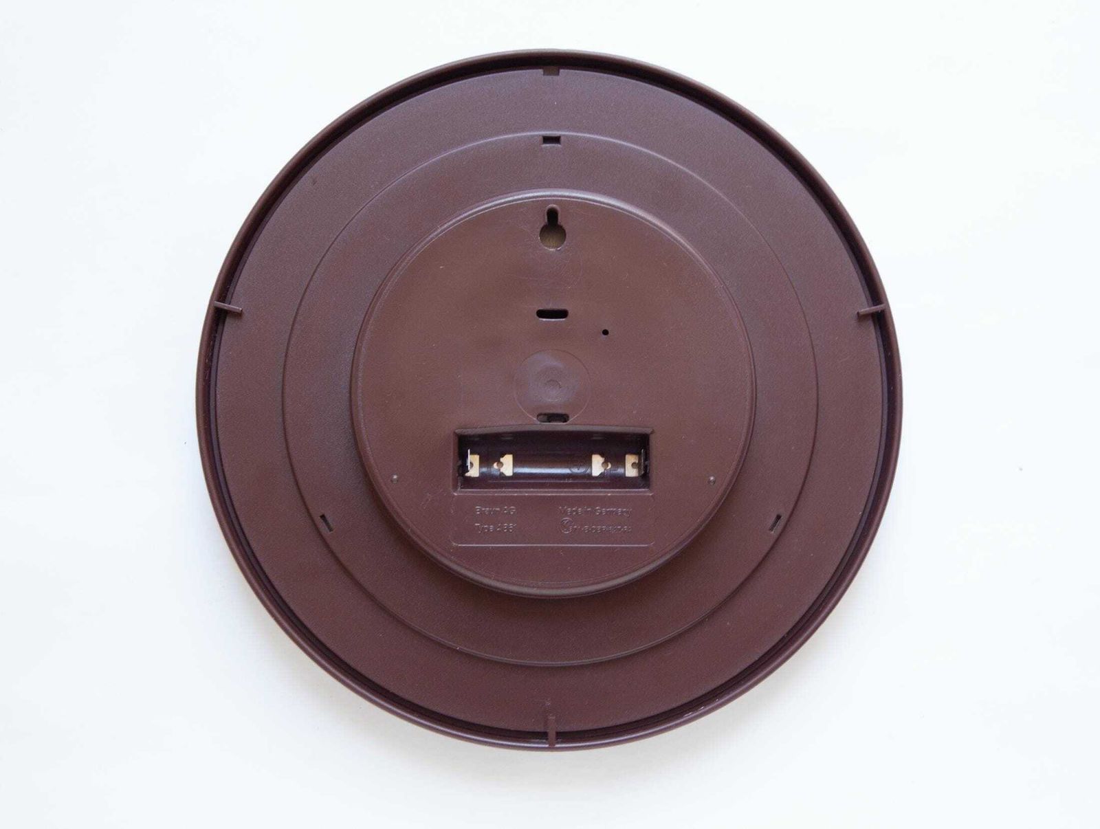 photo furniture Braun ABK 30 Wandklok Type 4861 Dietrich Lubs Duitsland Design Slim 1982