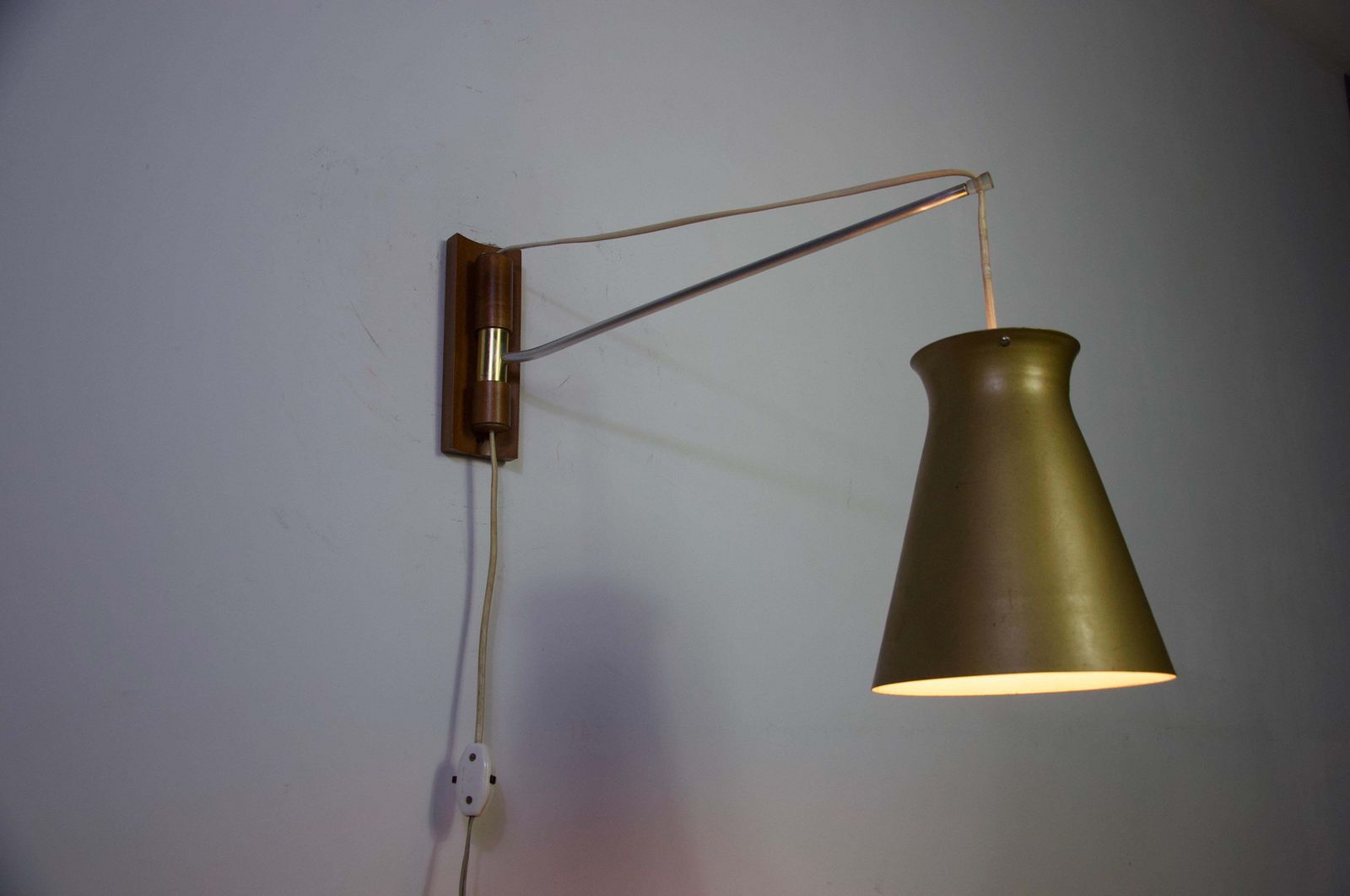photo vinterior Messing zwenkarm wandlamp, jaren 1960, Duitsland
