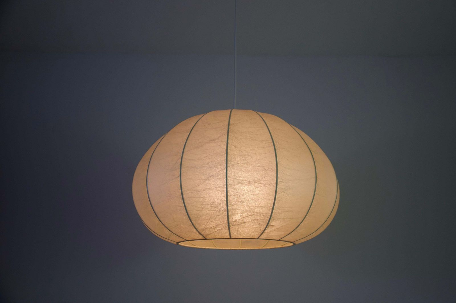 Mid-Century ronde cocon hanglamp, jaren 1960, Italië photo vintage