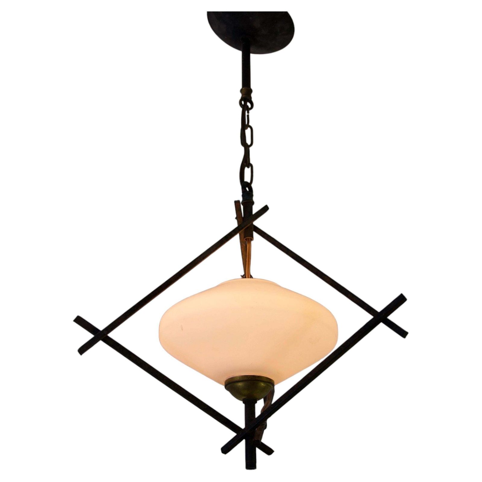 Zwarte en opaalglaze hanglamp van Maison Lunel, 1960, Frankrijk