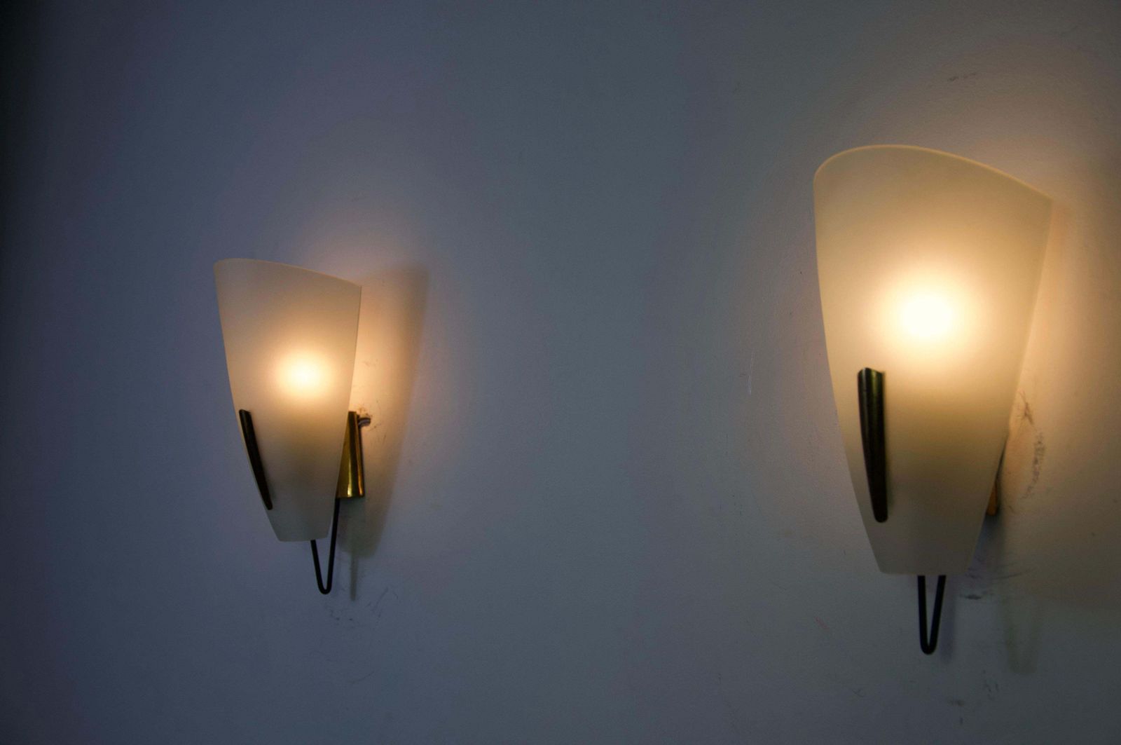 Mid Century Brass And Glass Wall Lamps By Stilnovo, Italy, 1960s photo Lighting