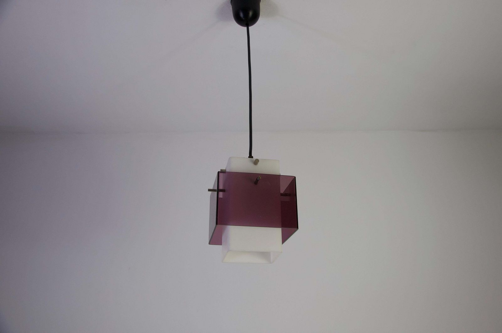 1 van 2 Hanglamp van acrylglas, Duitsland, jaren 1970 photo Verlichting