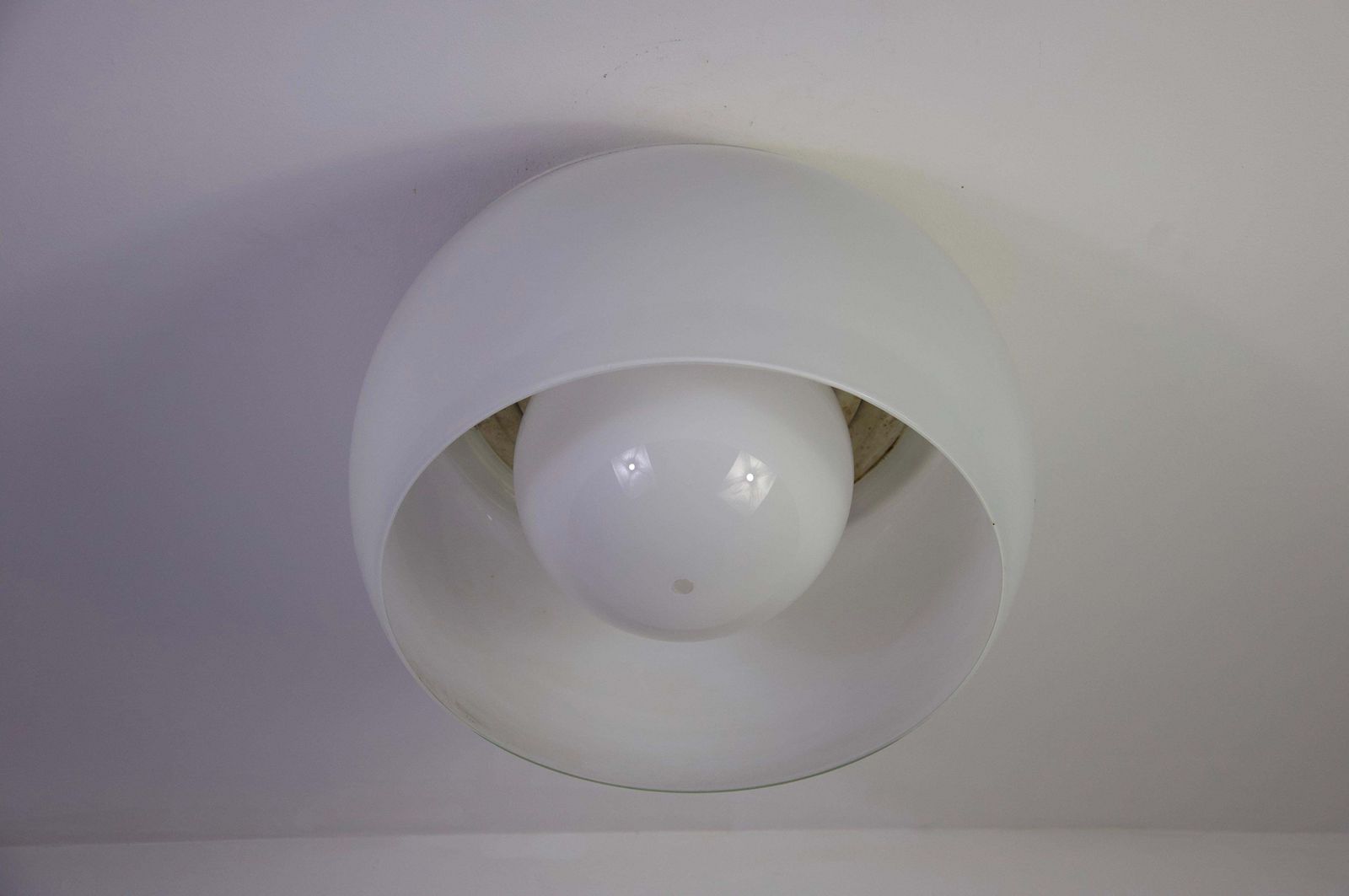'Omega' Plafondlamp van Vico Magistretti voor Artemide, Italië, 1960 photo vinterior