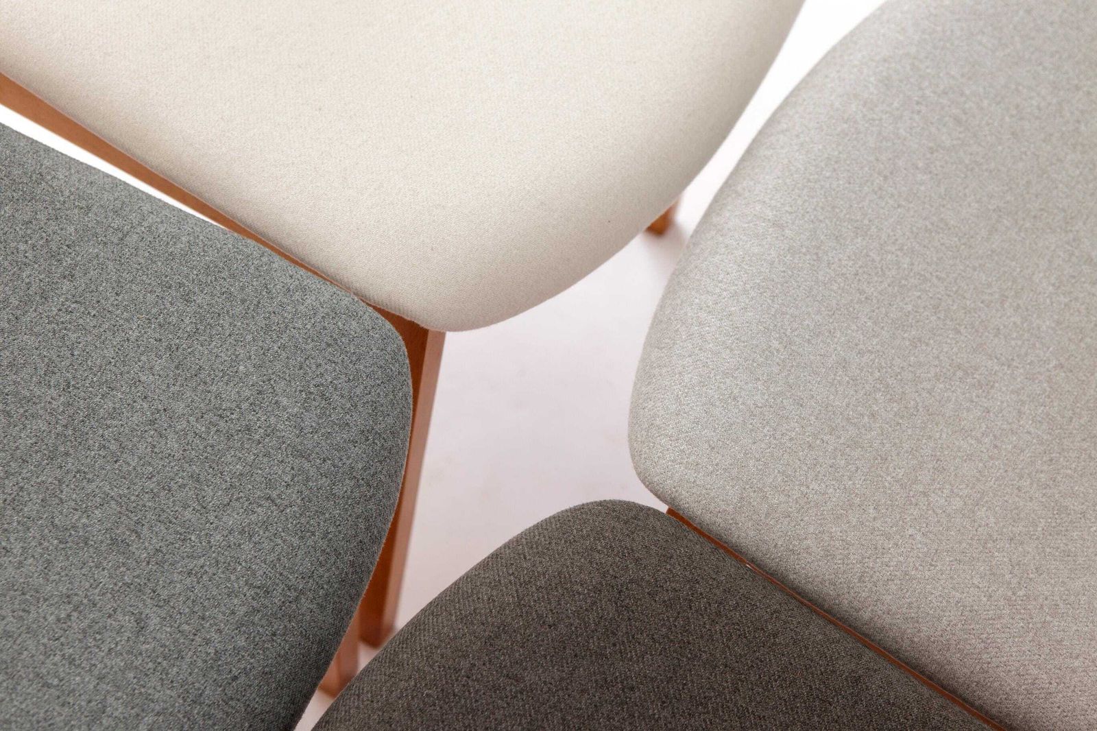 Set van 4 Vintage Beuken Eetkamerstoelen, Mid-Century Modern, Duits jaren 1960, Gerestaureerd Hout photo Meubels