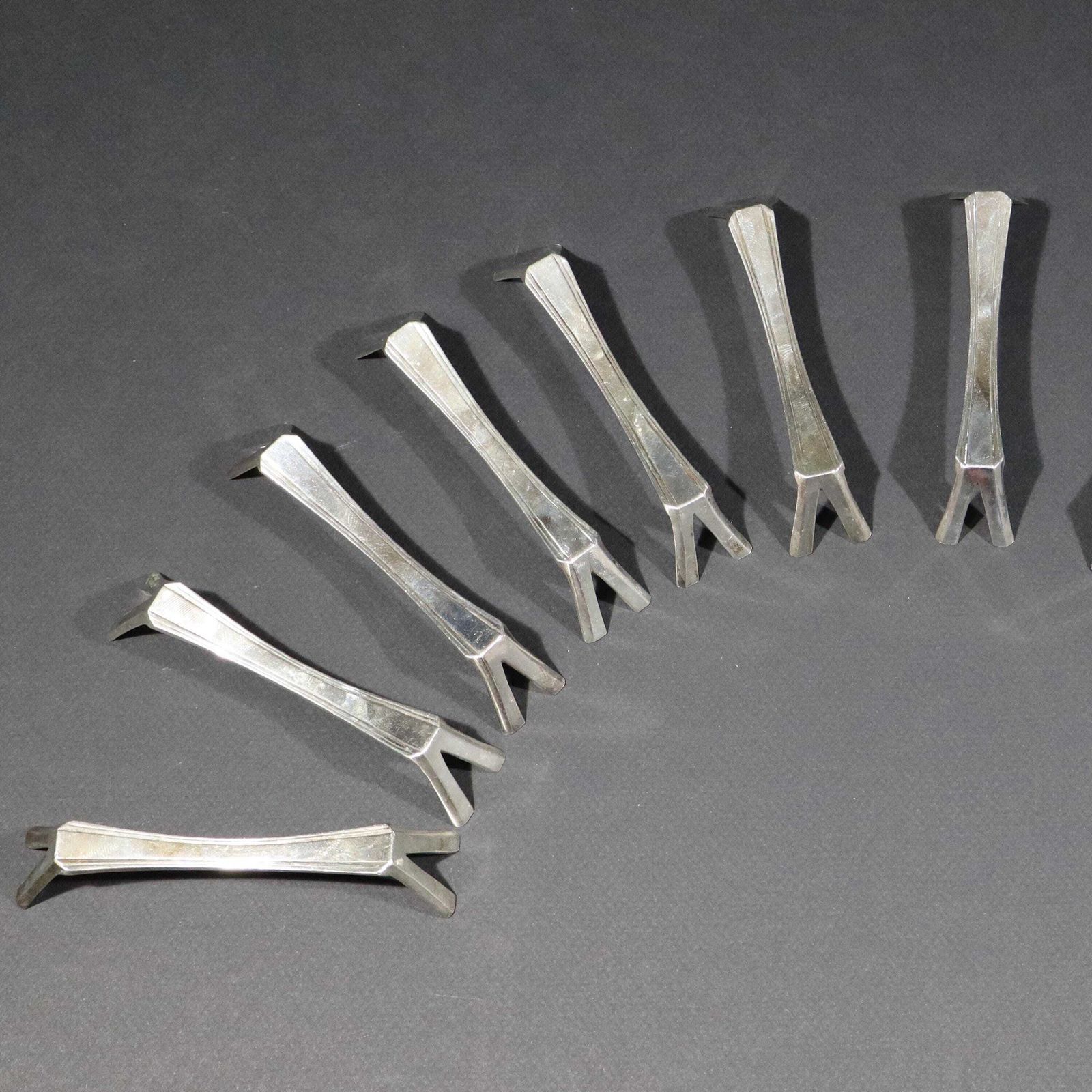 Porte-couteaux Art déco en métal argenté, lot de 12, accessoires de table modernistes photo vintage