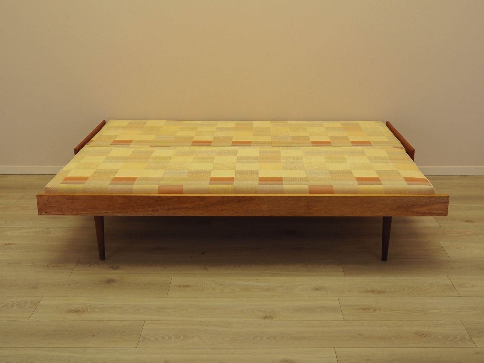 photo buy Slaapbank, Deens design, jaren 1970, gemaakt in Denemarken