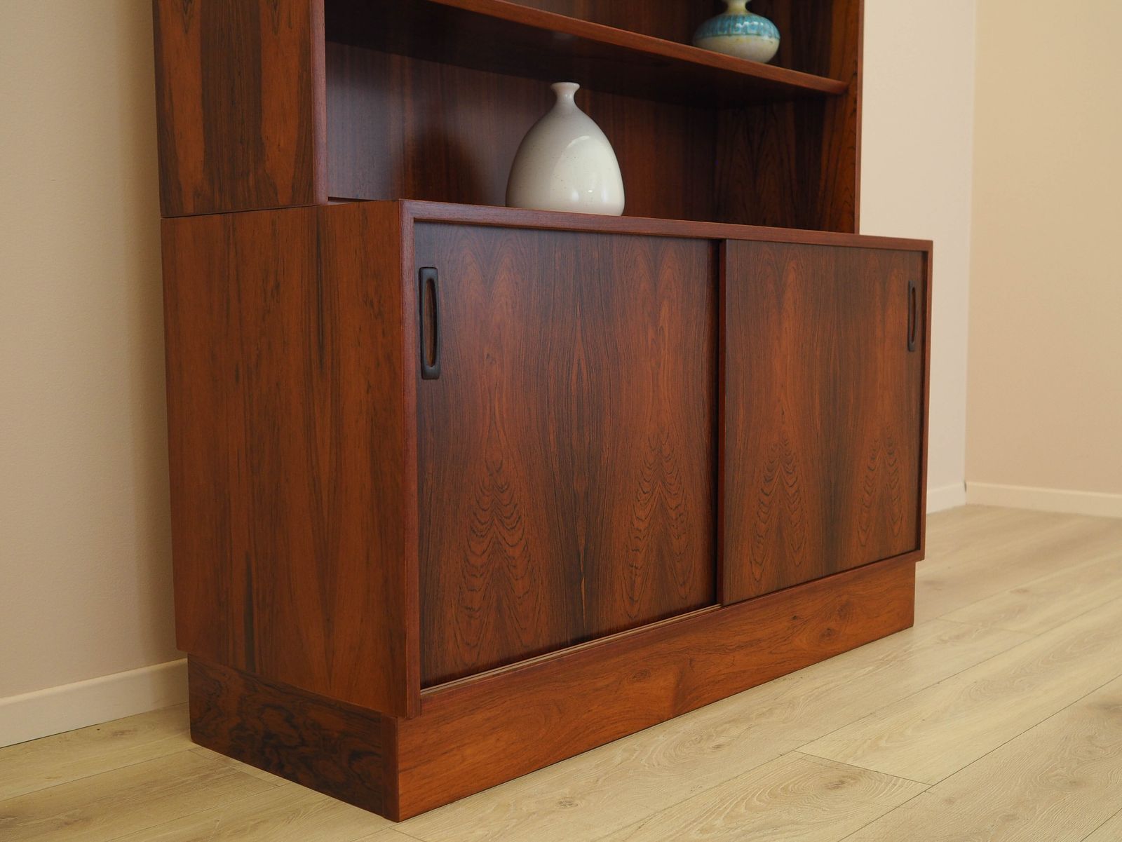 Palissander boekenkast, Deens design, jaren 1970, geproduceerd door Hundevad photo vinterior