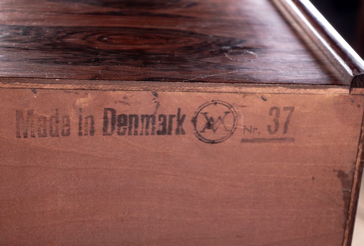 photo vintage Secrétaire danois en palissandre, modèle 37, par Arne Wahl Iversen pour Vinde Møbelfabrik, 1960.