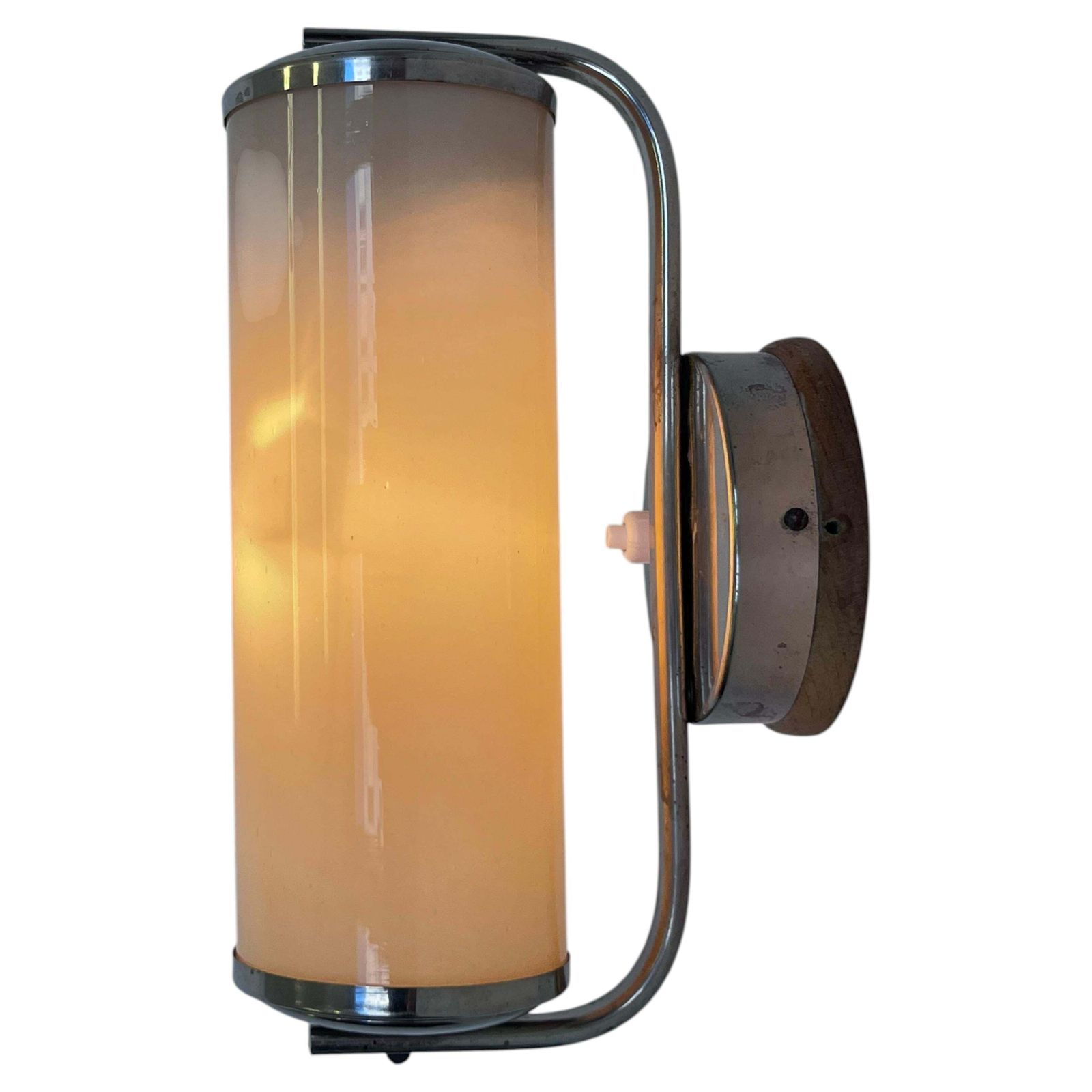 Bauhaus Chrome And Milk Glass Wall Lamp, jaren 1940 – Tsjecho-Slowakije