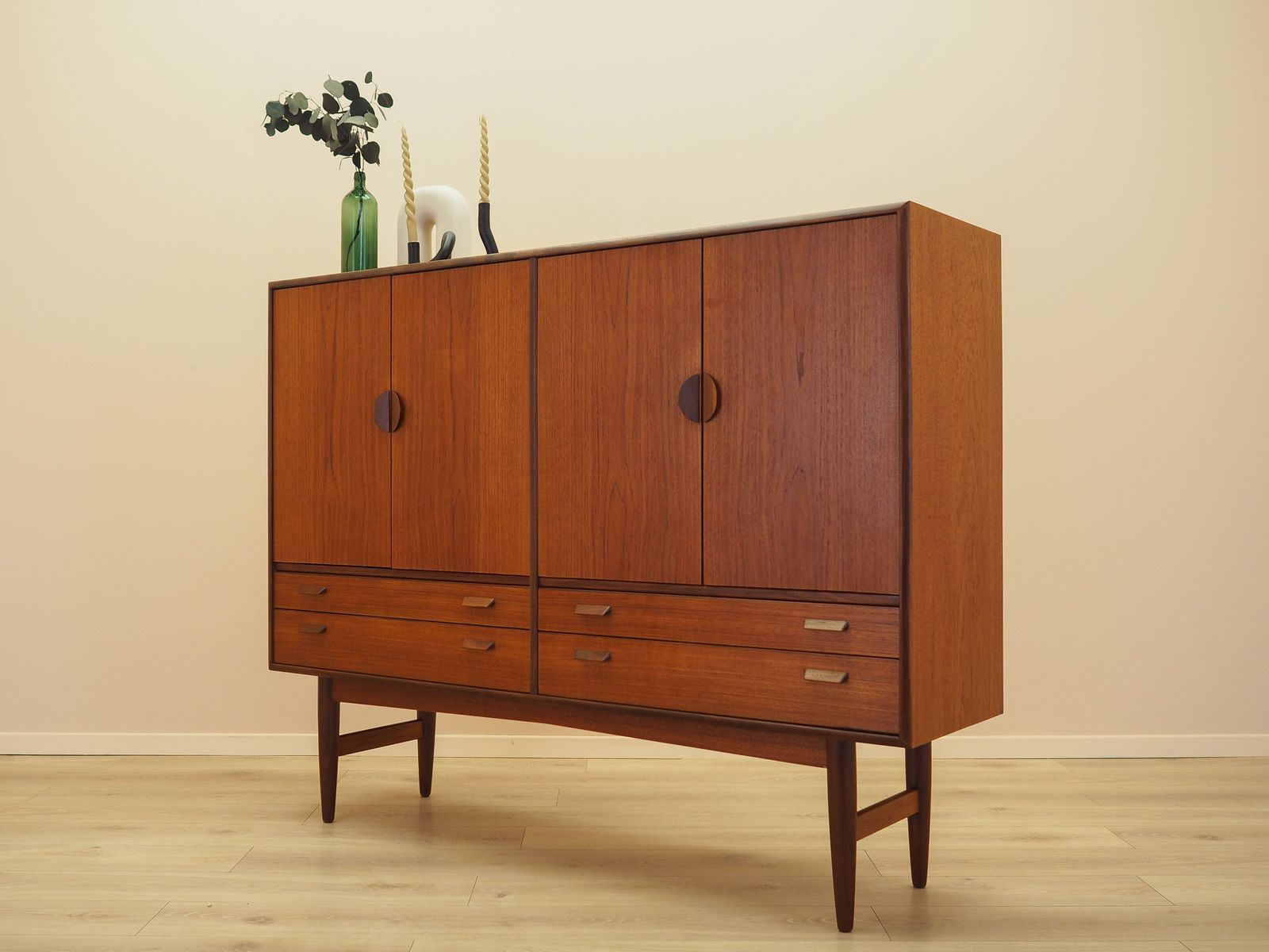 Teakhouten highboard, Deens design, jaren 1960, gemaakt in Denemarken photo 1861.0