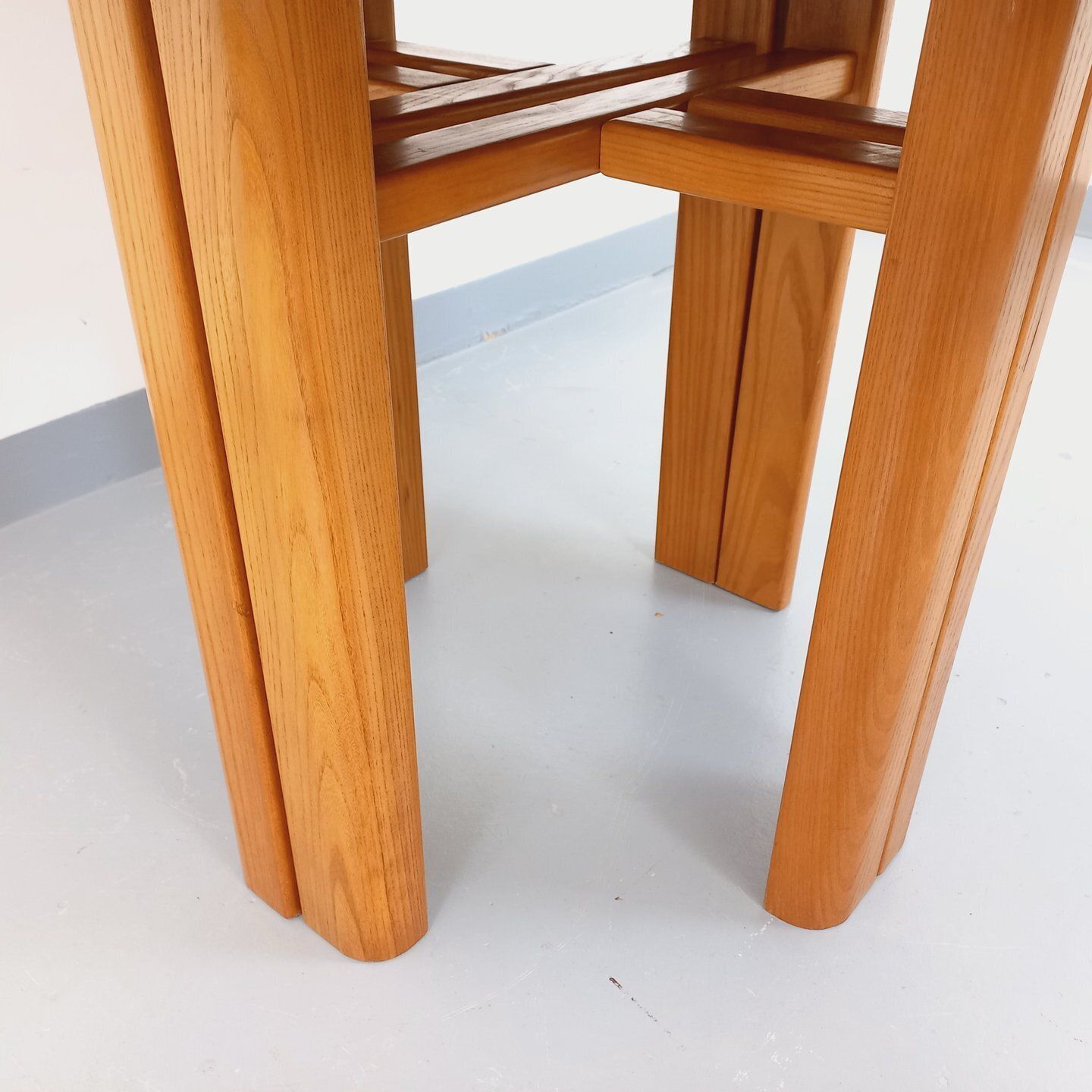 photo for sale Seltz Round Table In Solid Blond Elm With Extensions