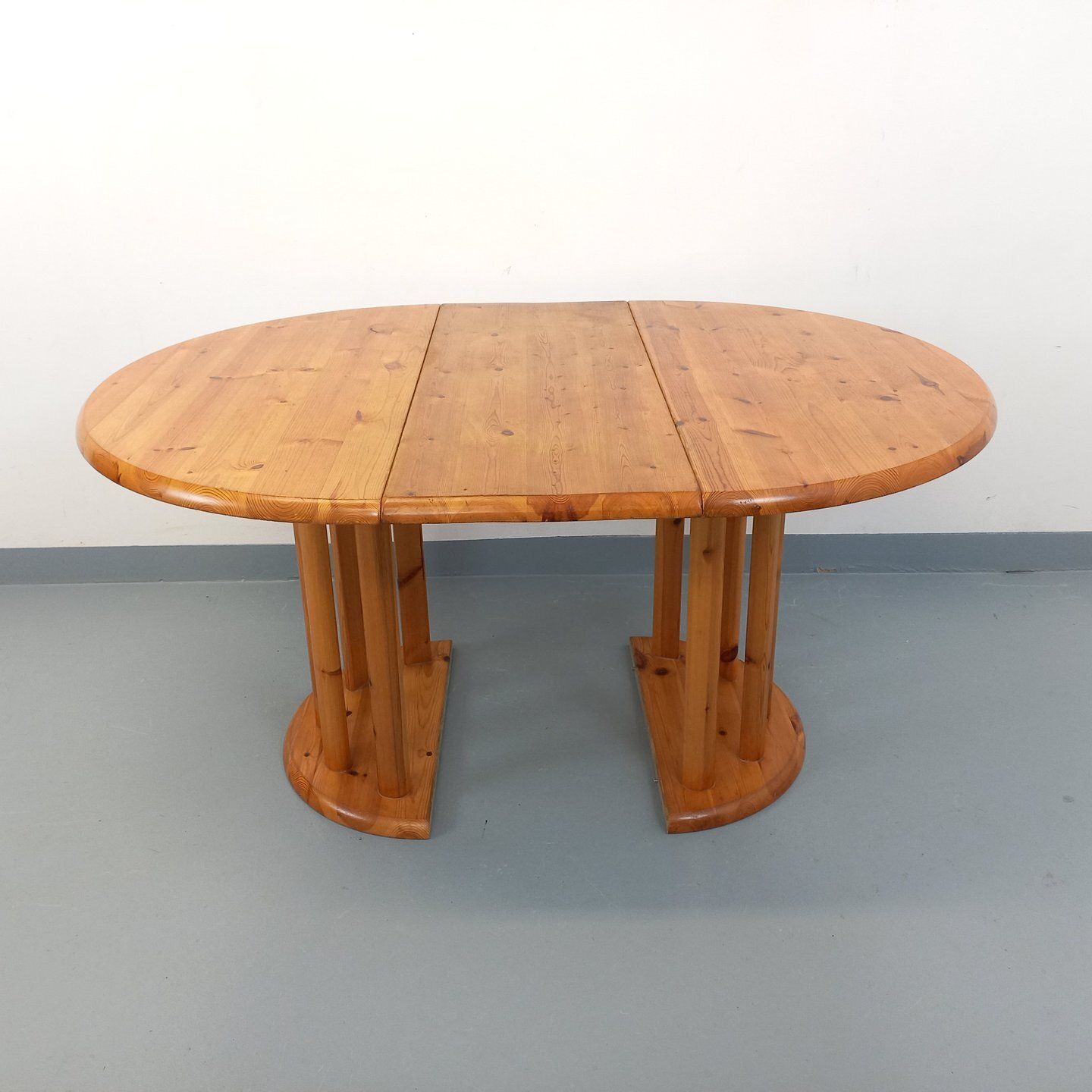 Round Table In The Style Of Rainer Daumiller, Made Of Pine, 2 photo Furniture