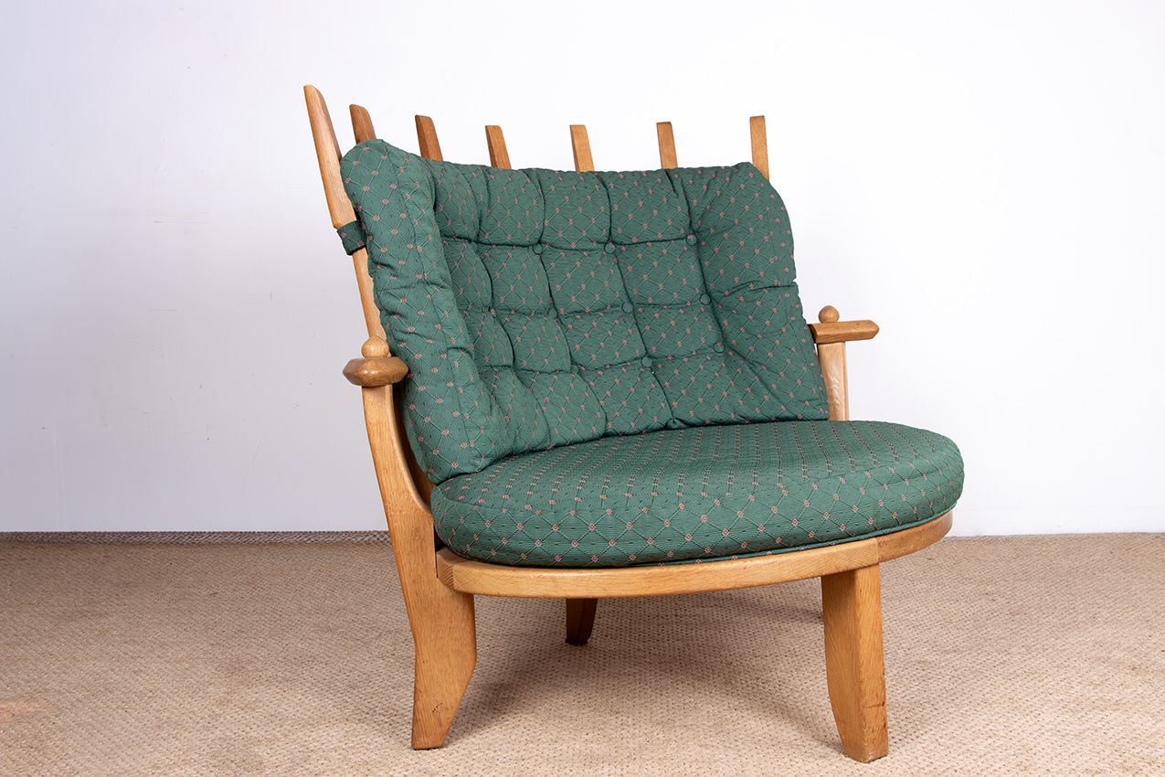 Mobilier Grand fauteuil français en chêne massif par Guillerme et Chambron pour Votre Maison, 1960. photo