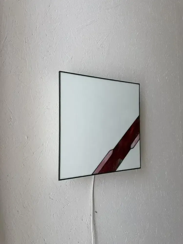 Architectonische glas-in-lood wandlamp met getextureerd glas photo 925.0