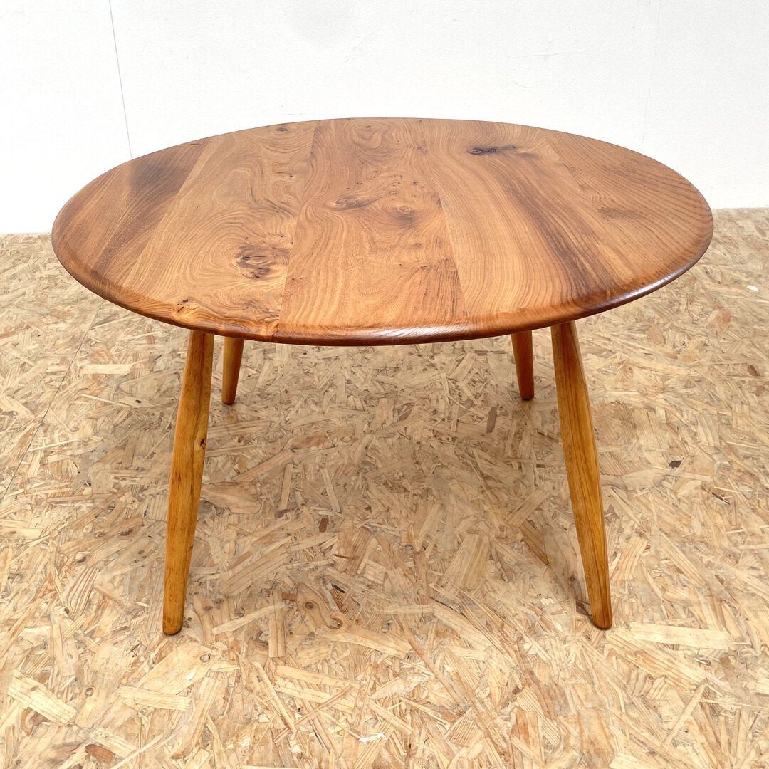 Ercol Round Coffee Table Model 142 photo 435.0