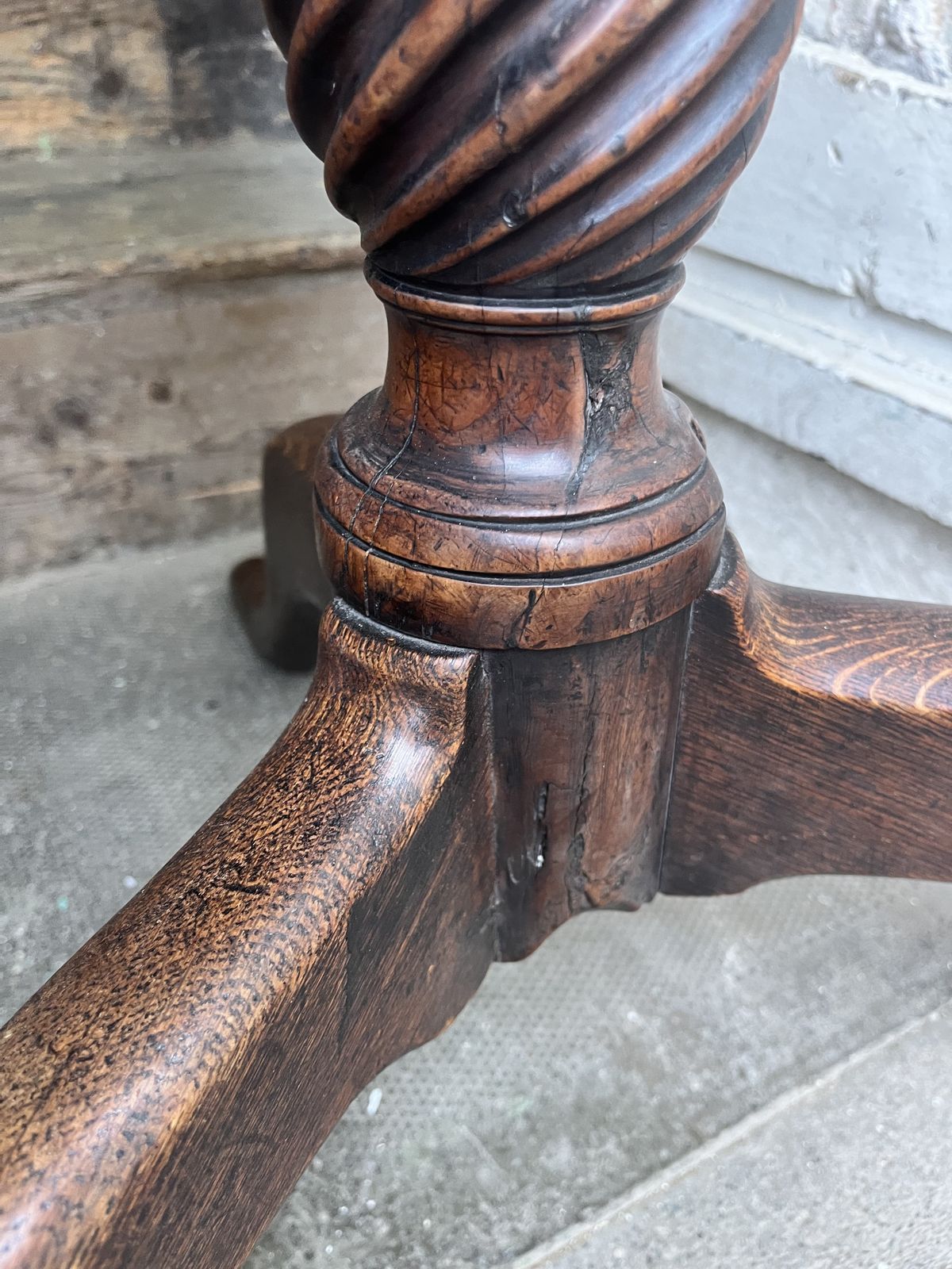 photo buy Georgian Oak And Yew Circular Tilt Top Wine Table