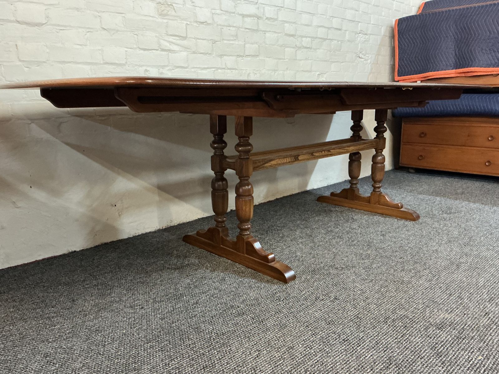 Ercol Grand Dorchester Extending Dining Table. photo Furniture