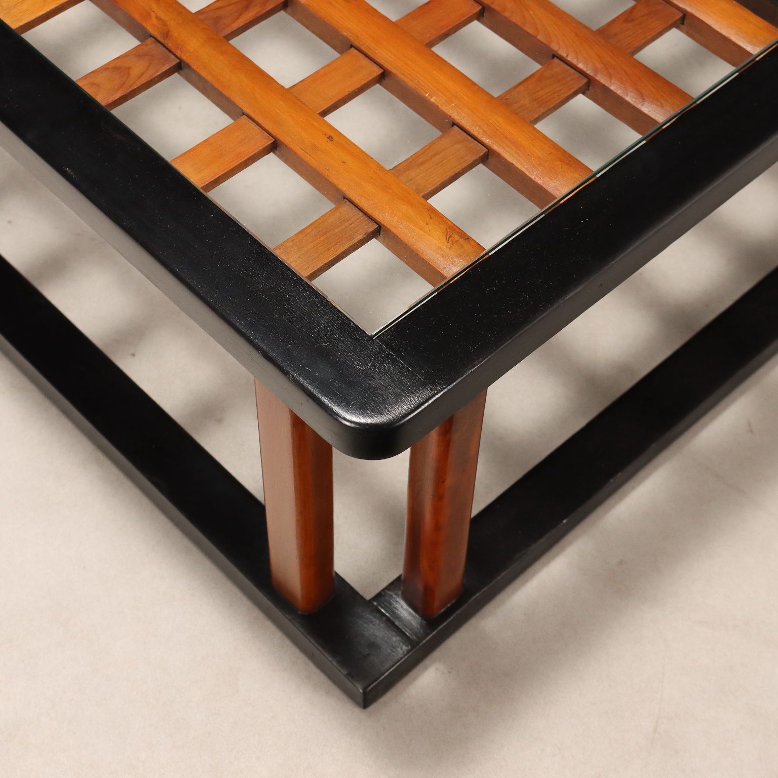 Vintage Salontafel Geschilderd Hout Glas Design jaren 1940 50 photo Meubels