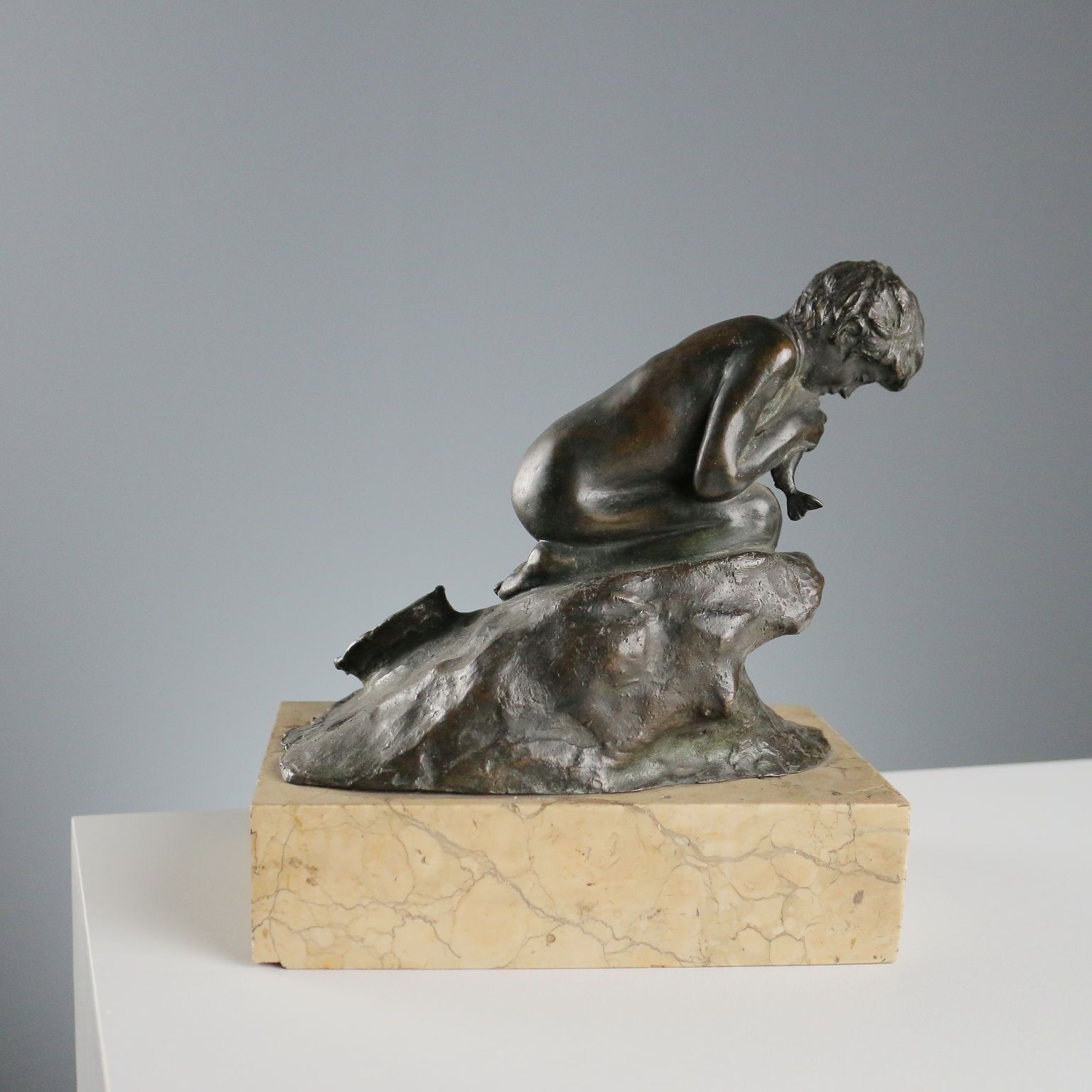 Antiek bronzen beeldje Vincenzo Gemito Visser XX eeuw photo Woonaccessoires