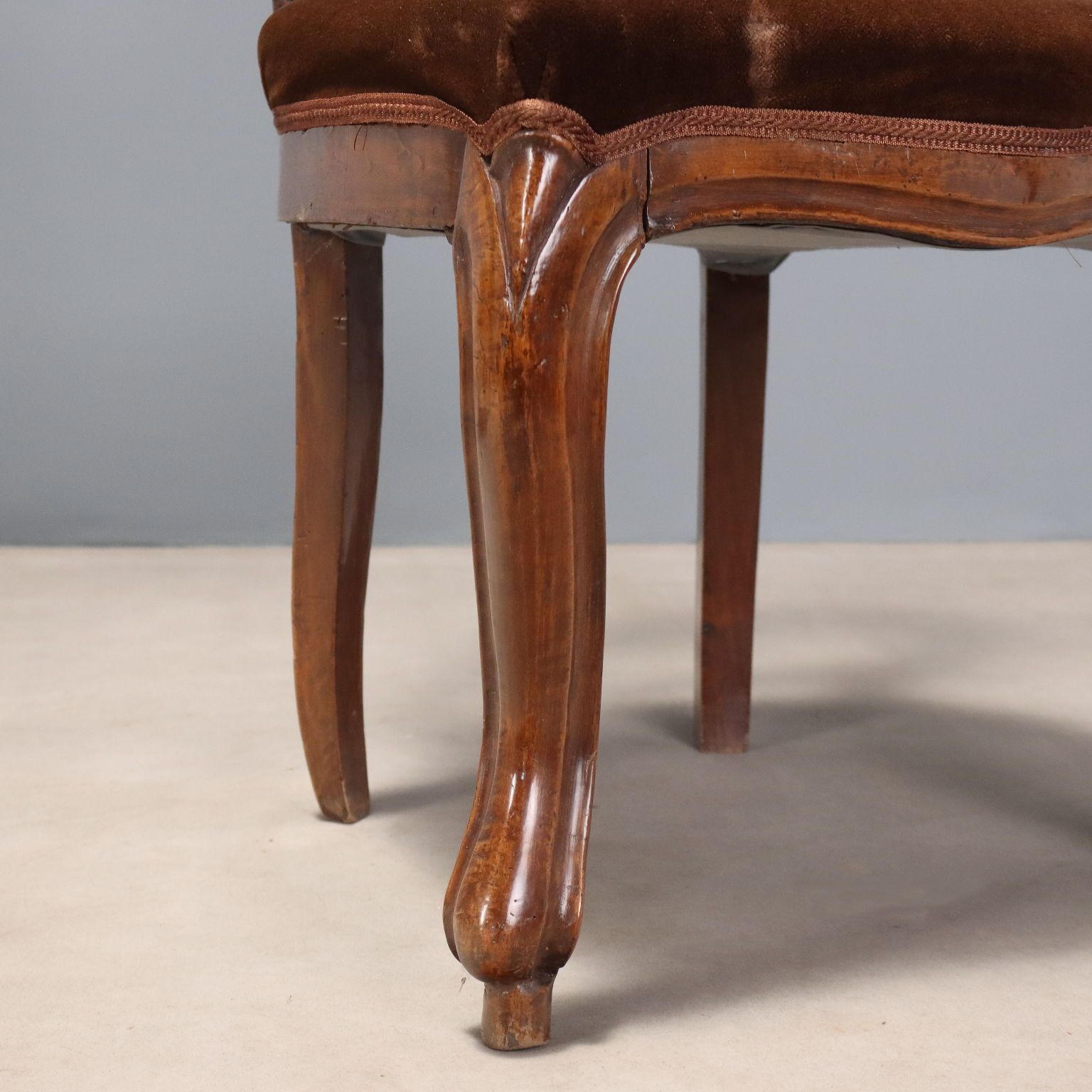 Luigi Filippo stoelen van walnoot met gestoffeerde zitting, 19e eeuw photo buy