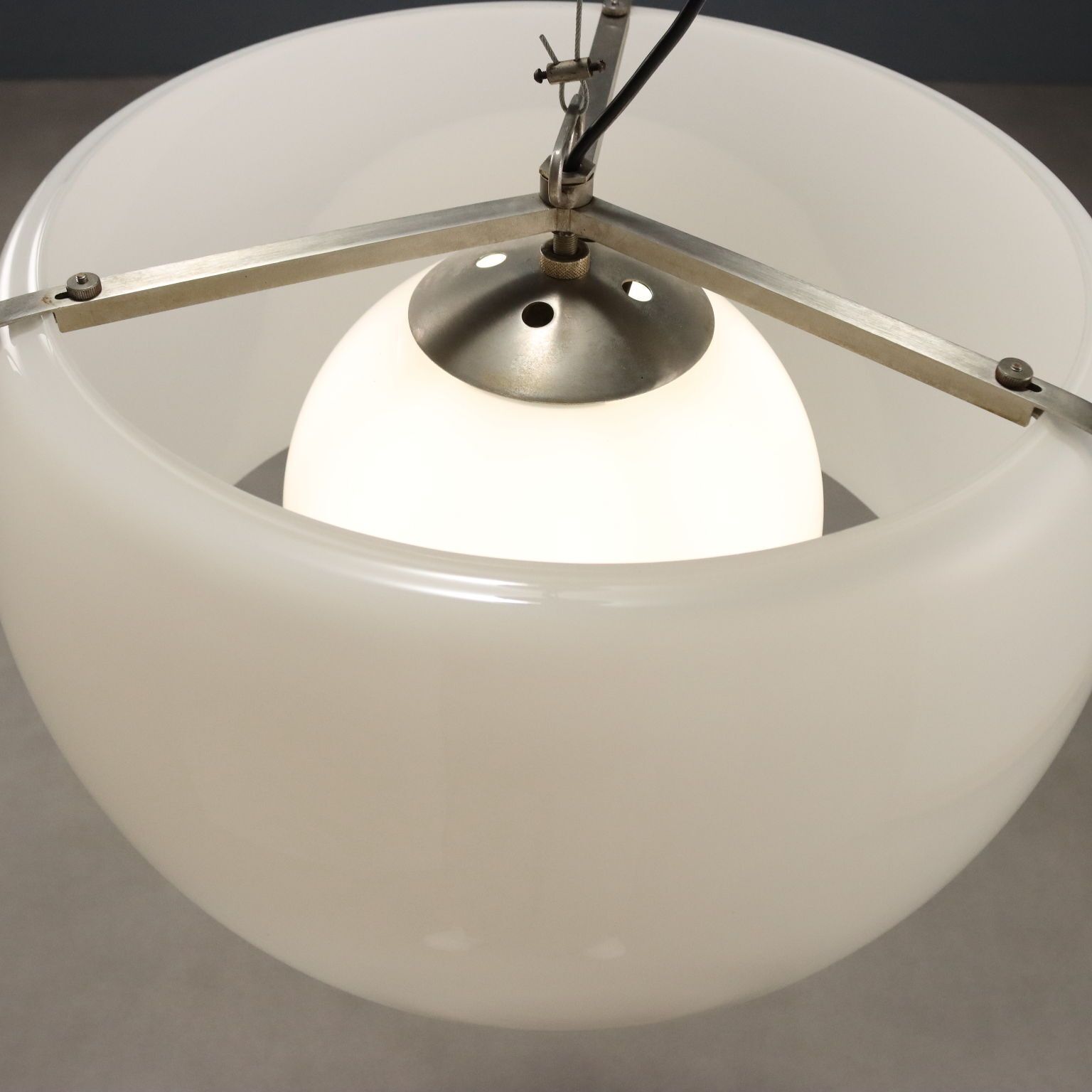 Artemide Clinio Lamp Vintage Metaal Glas Design jaren 1960 photo Verlichting