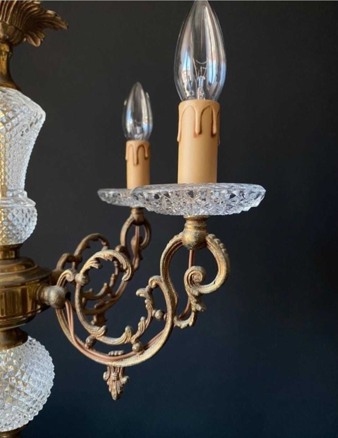 Antieke Kroonluchter uit Frankrijk met Glas photo vintage