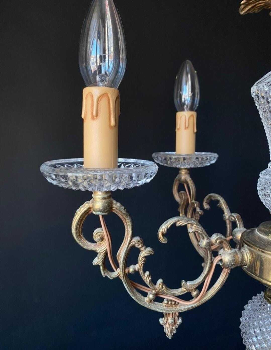 photo furniture Lustre d'époque en verre, France