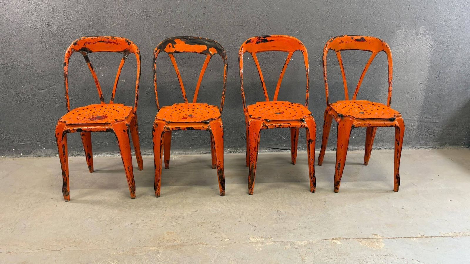 1544.0 Set van vier industriële metalen eetkamerstoelen van Joseph Mathieu, geschilderd staal, jaren 1920, Frankrijk photo