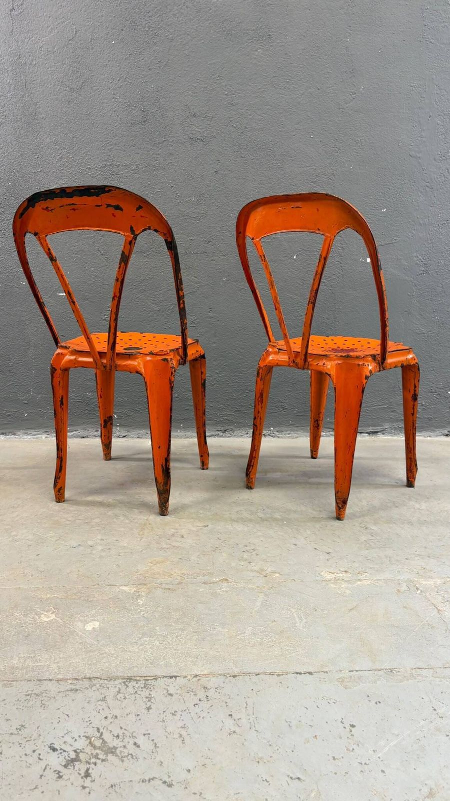 Set van 2 industriële metalen eetkamerstoelen van Joseph Mathieu, gelakt staal, jaren 1920, Frankrijk photo furniture