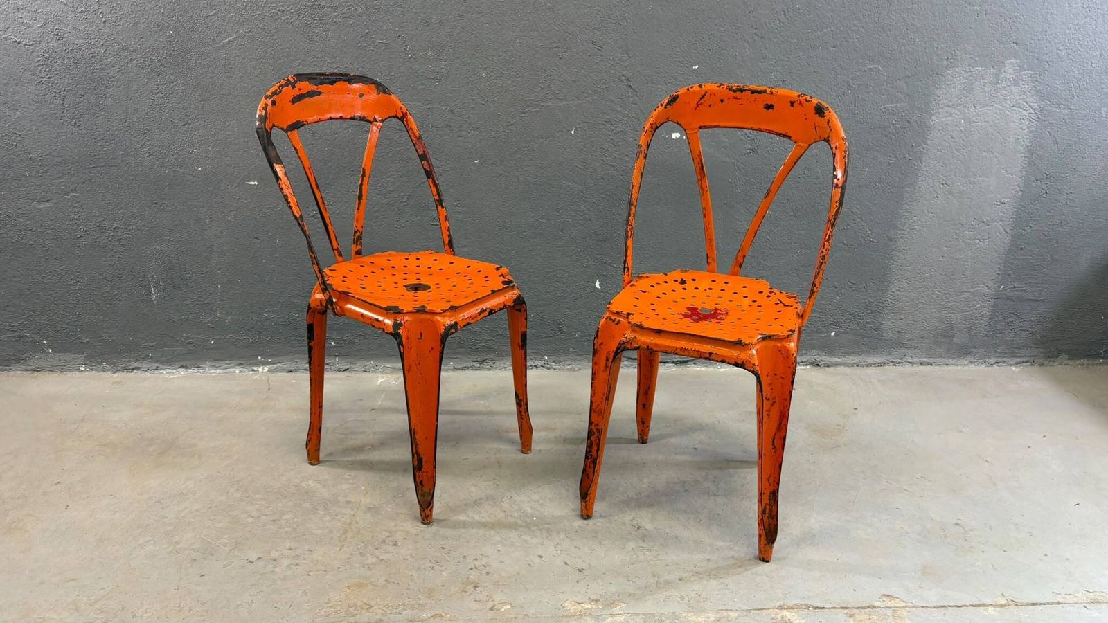 Set van 2 industriële metalen eetkamerstoelen van Joseph Mathieu, gelakt staal, jaren 1920, Frankrijk photo 779.0