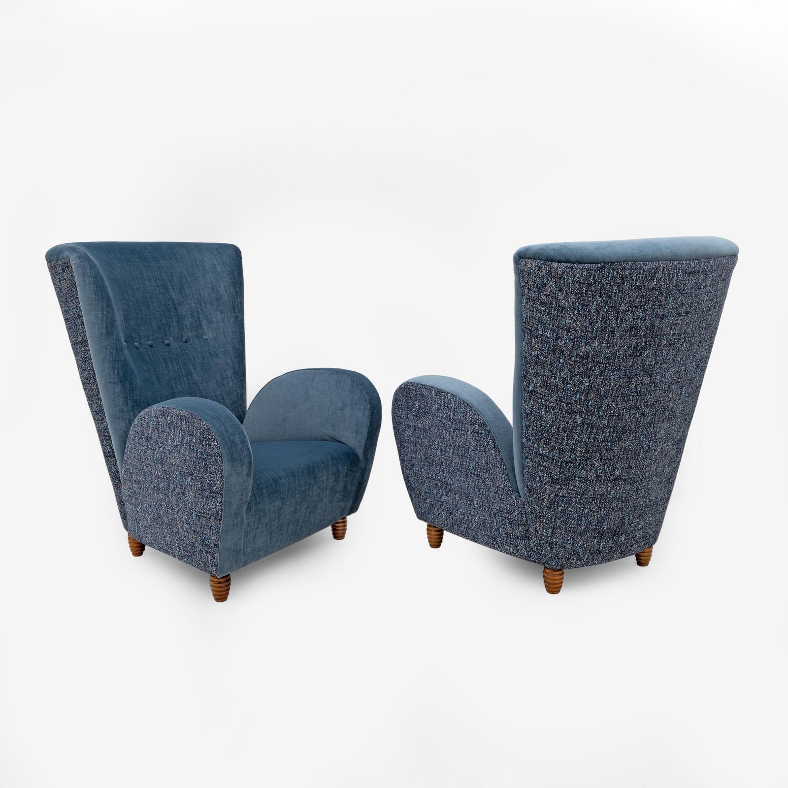 Paar Italiaanse Paolo Buffa fauteuils met hoge rug in blauw fluweel en chenille, jaren 1950 photo furniture