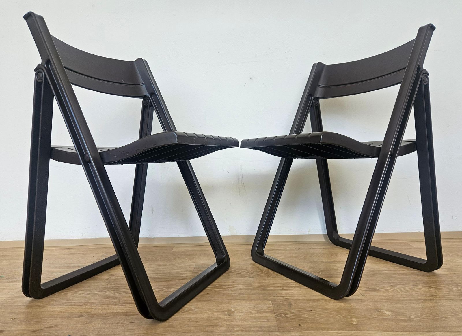 Paar zeldzame opklapbare stoelen Dabaya, Allibert, Frankrijk, jaren 1970 photo Meubels