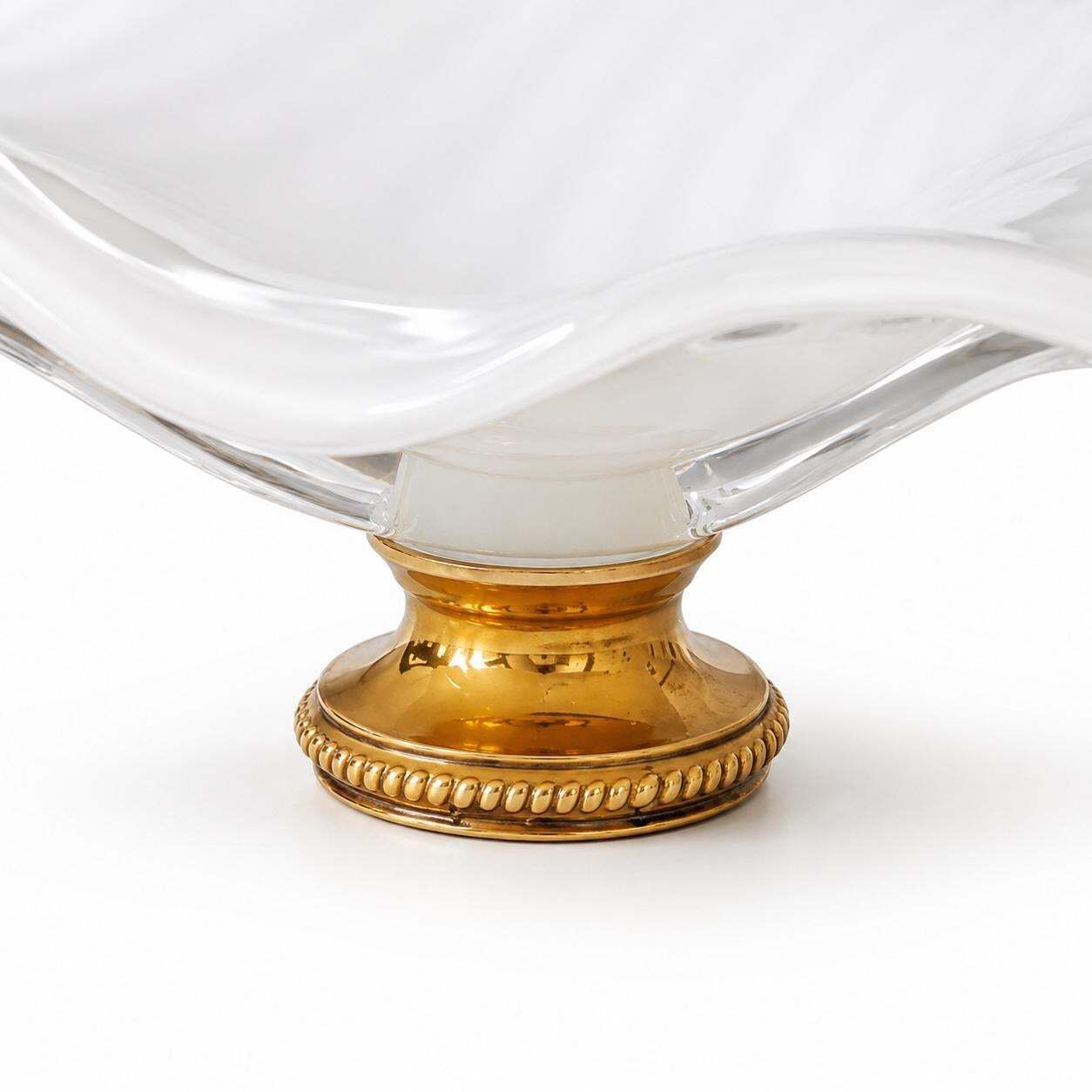 photo furniture Pièces de milieu de table en verre lattimo de Murano, signées Seguso, attribuées à Franco Luce